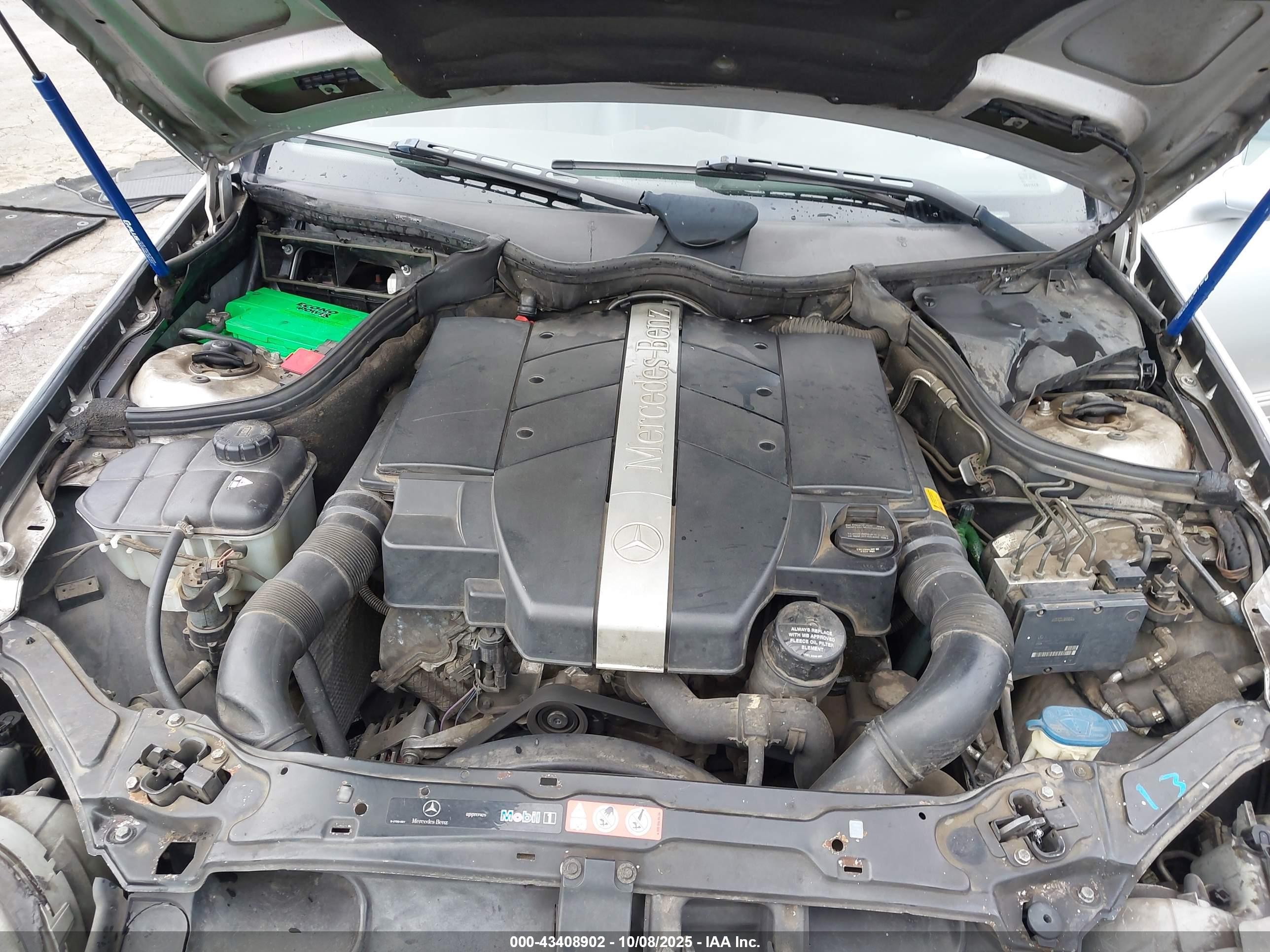2005 Mercedes-benz Clk 320   Silver vin: WDBTJ65J55F149537