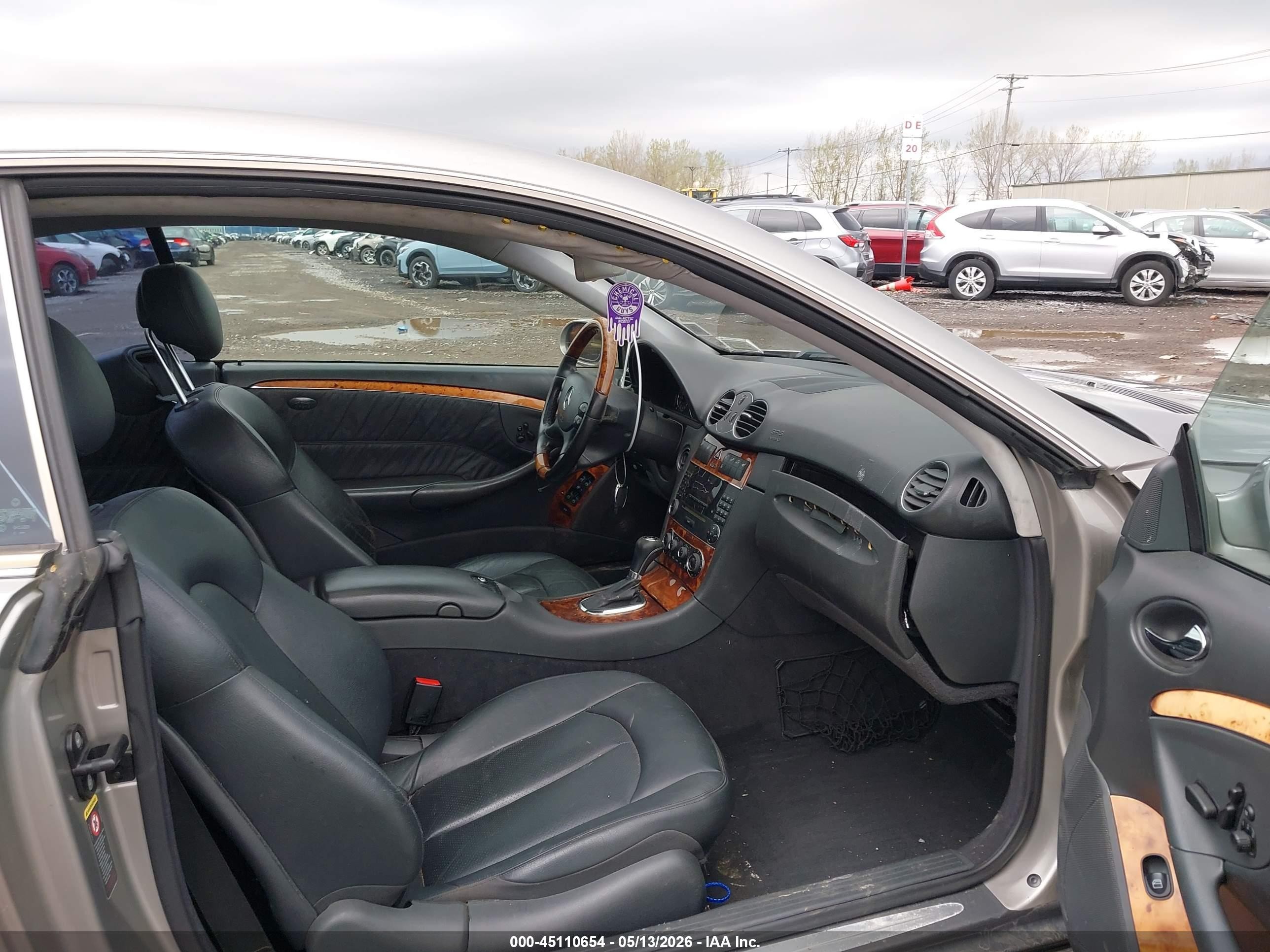 2005 Mercedes-benz Clk 320   Silver vin: WDBTJ65J55F153507
