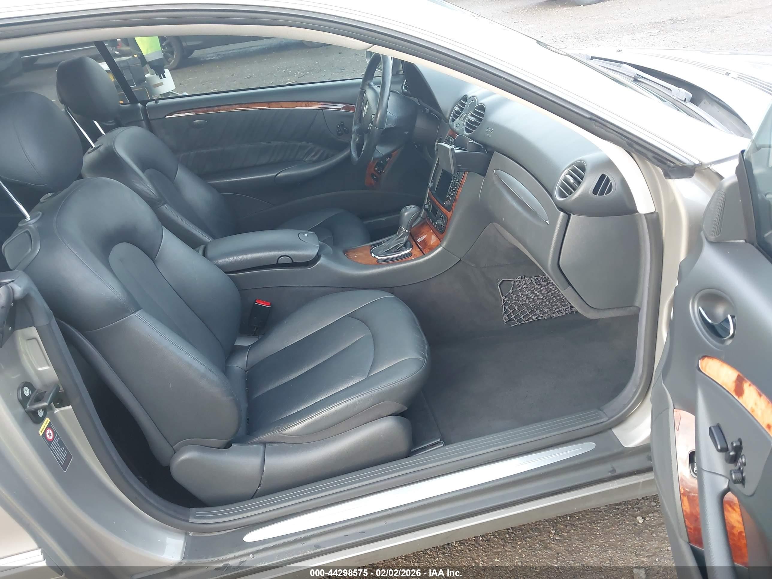 2004 Mercedes-benz Clk 320   Gray vin: WDBTJ65J64F095180