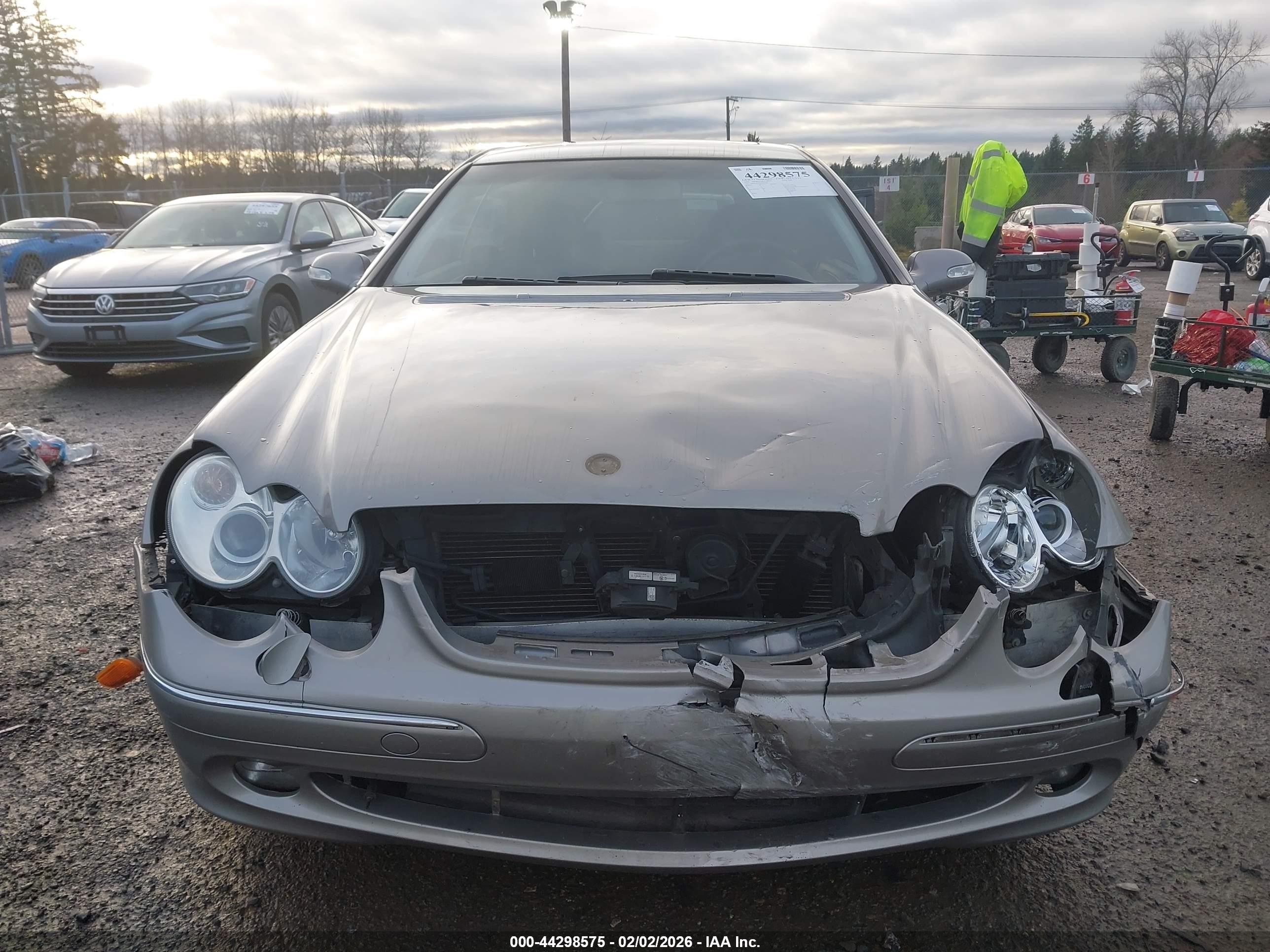 2004 Mercedes-benz Clk 320   Gray vin: WDBTJ65J64F095180