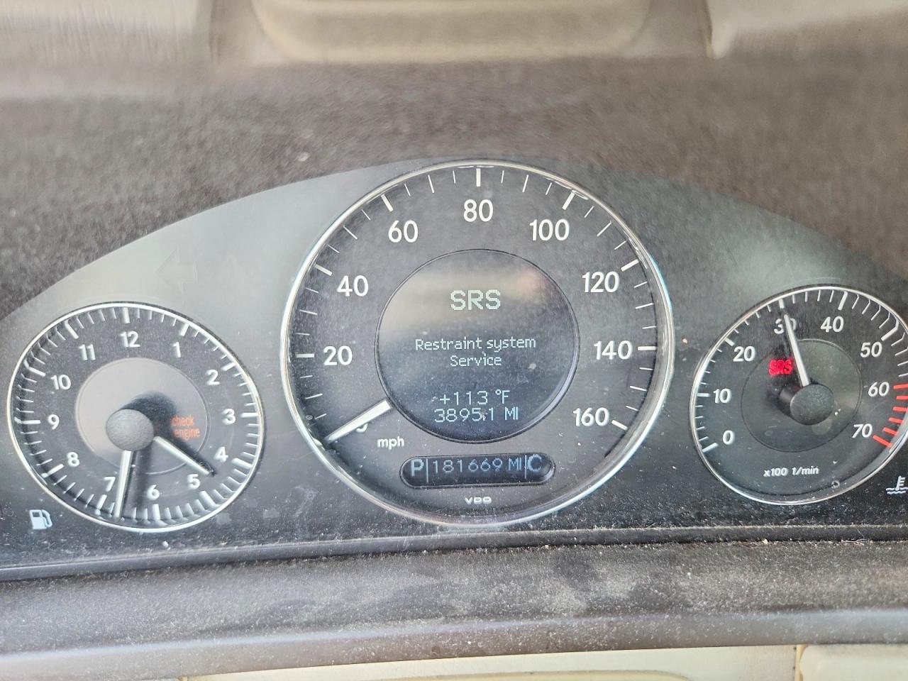 2004 Mercedes-benz Clk 320c White vin: WDBTJ65J64F104766