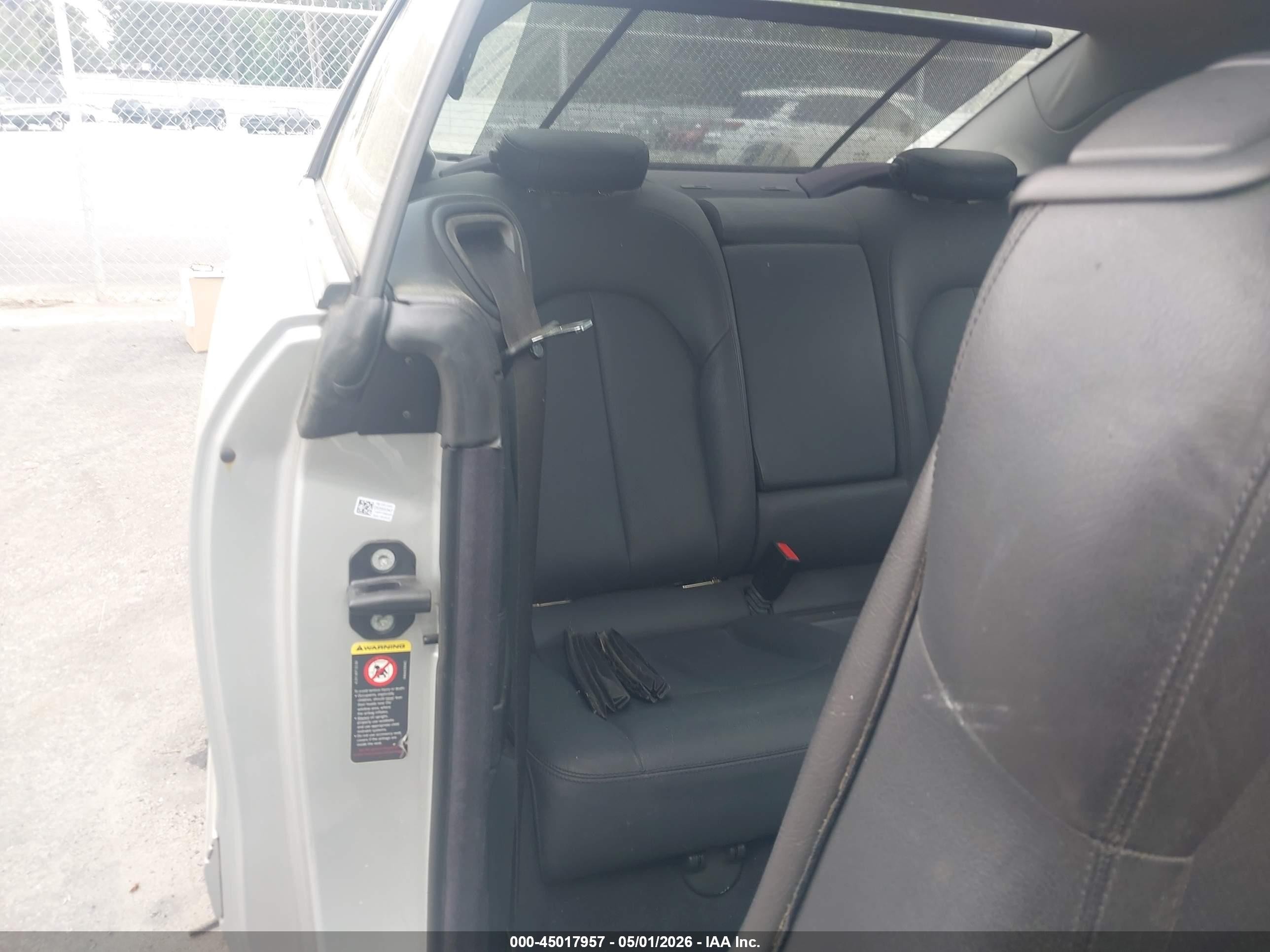 2004 Mercedes-benz Clk 320   Серебряный vin: WDBTJ65J64F109918