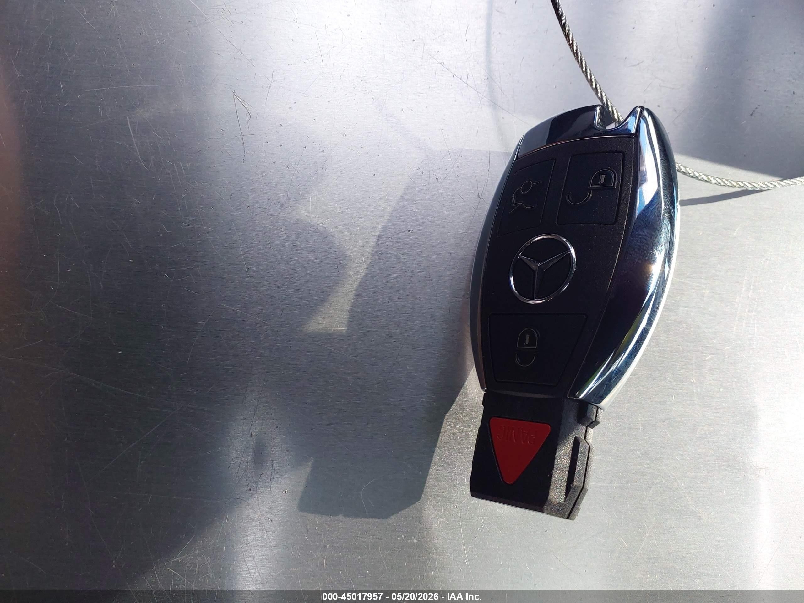 2004 Mercedes-benz Clk 320   Серебряный vin: WDBTJ65J64F109918