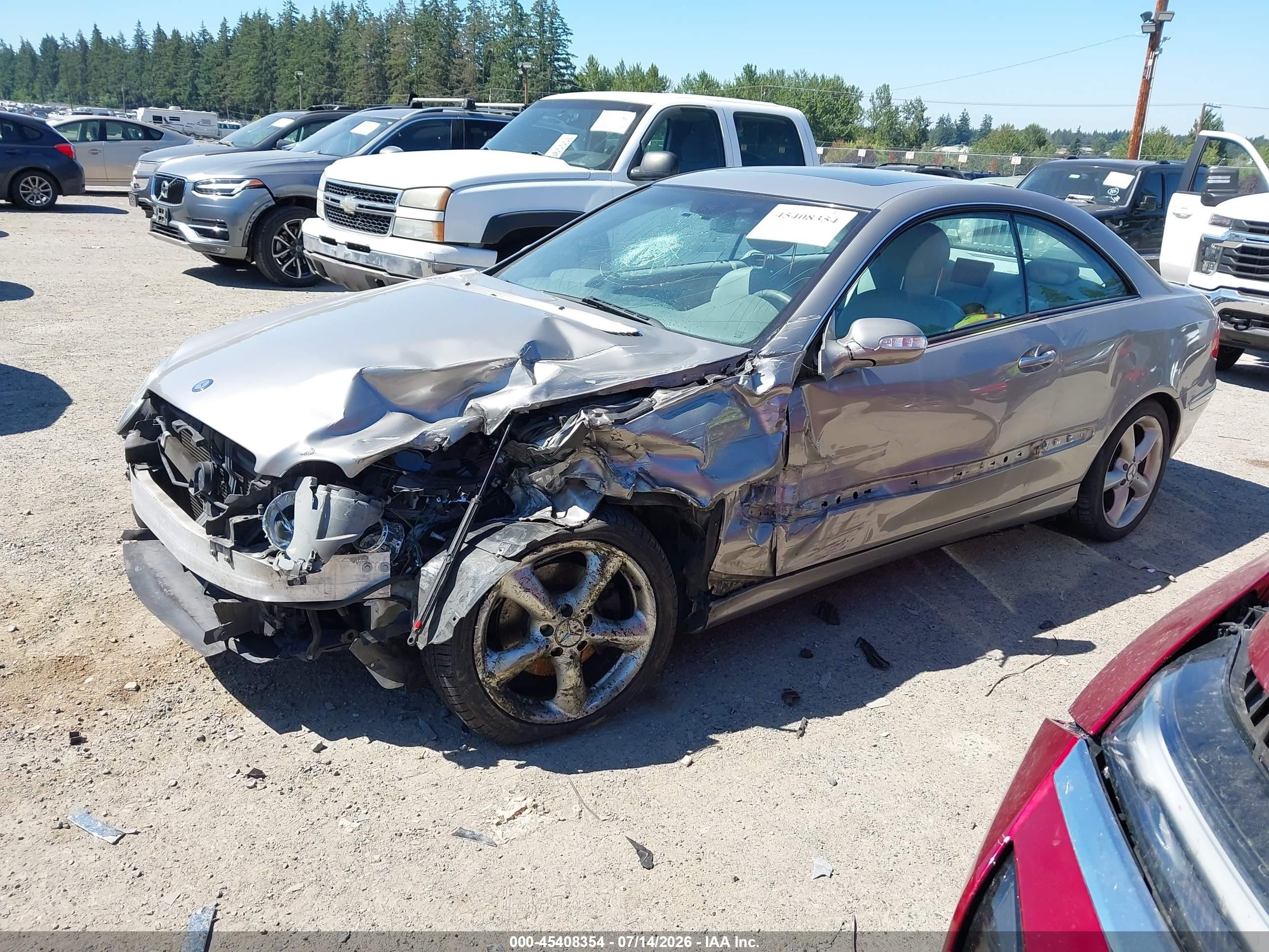 2005 Mercedes-benz Clk 320   Silver vin: WDBTJ65J65F165875