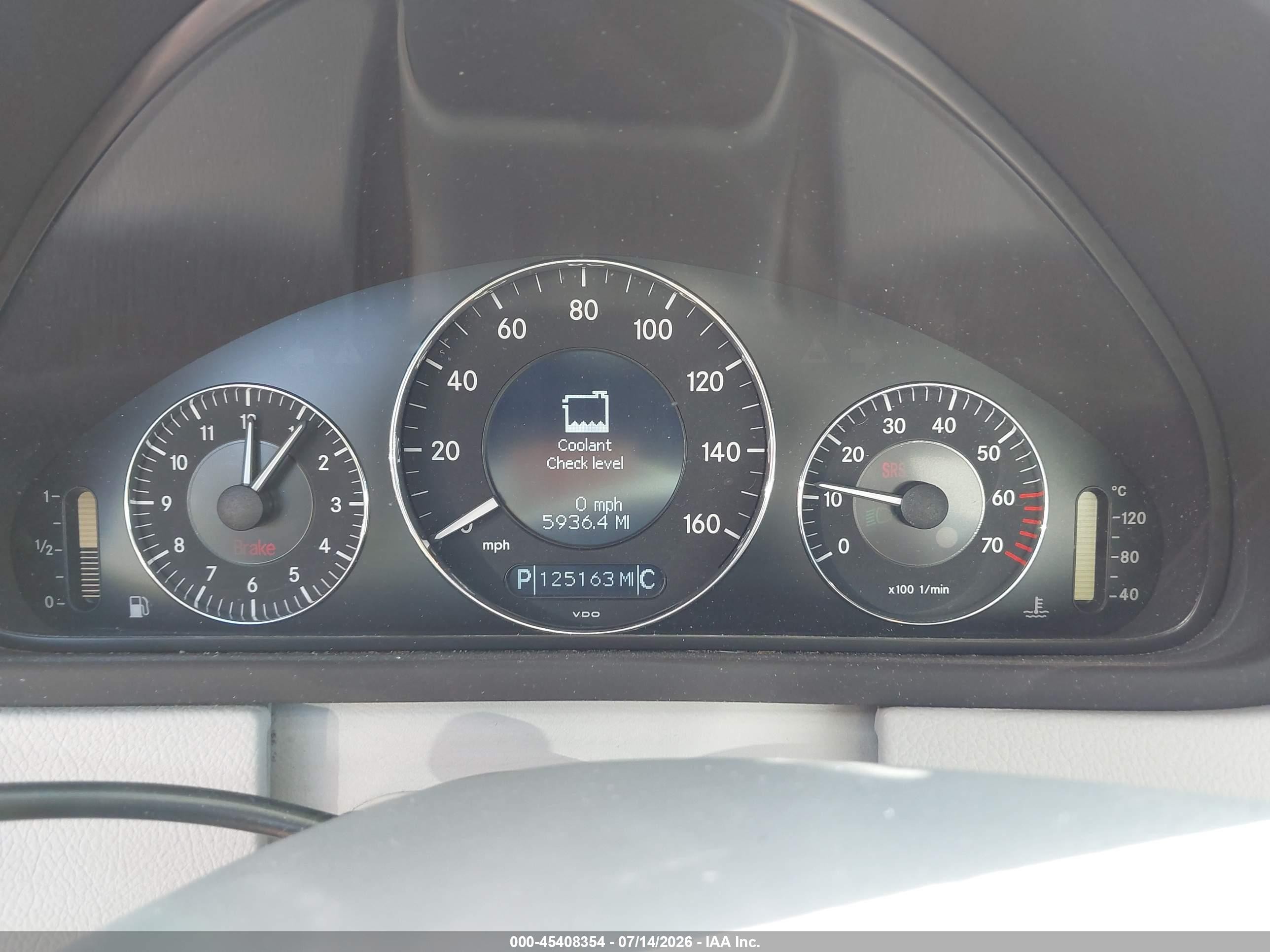 2005 Mercedes-benz Clk 320   Silver vin: WDBTJ65J65F165875