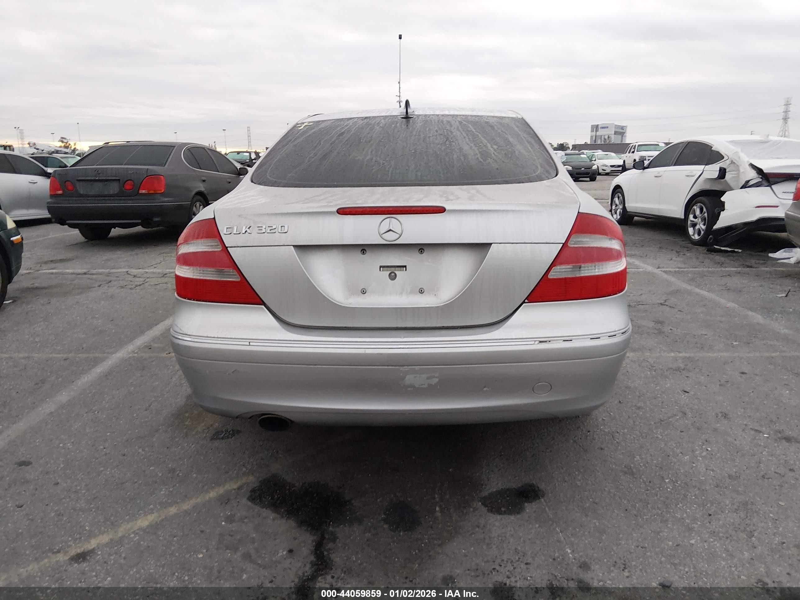 2004 Mercedes-benz Clk 320   Silver vin: WDBTJ65J74F074760