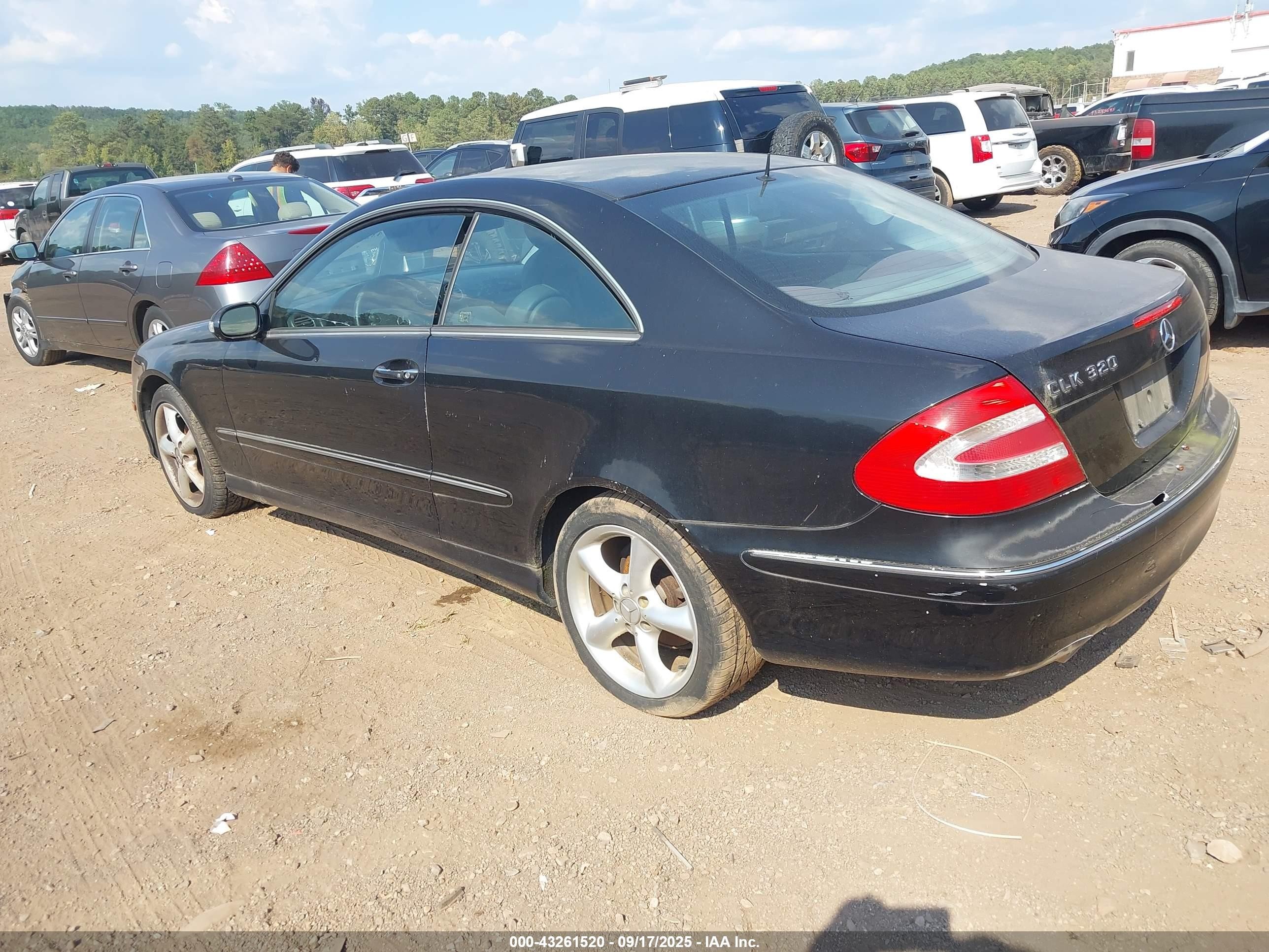 2004 Mercedes-benz Clk 320   Black vin: WDBTJ65J74F081711