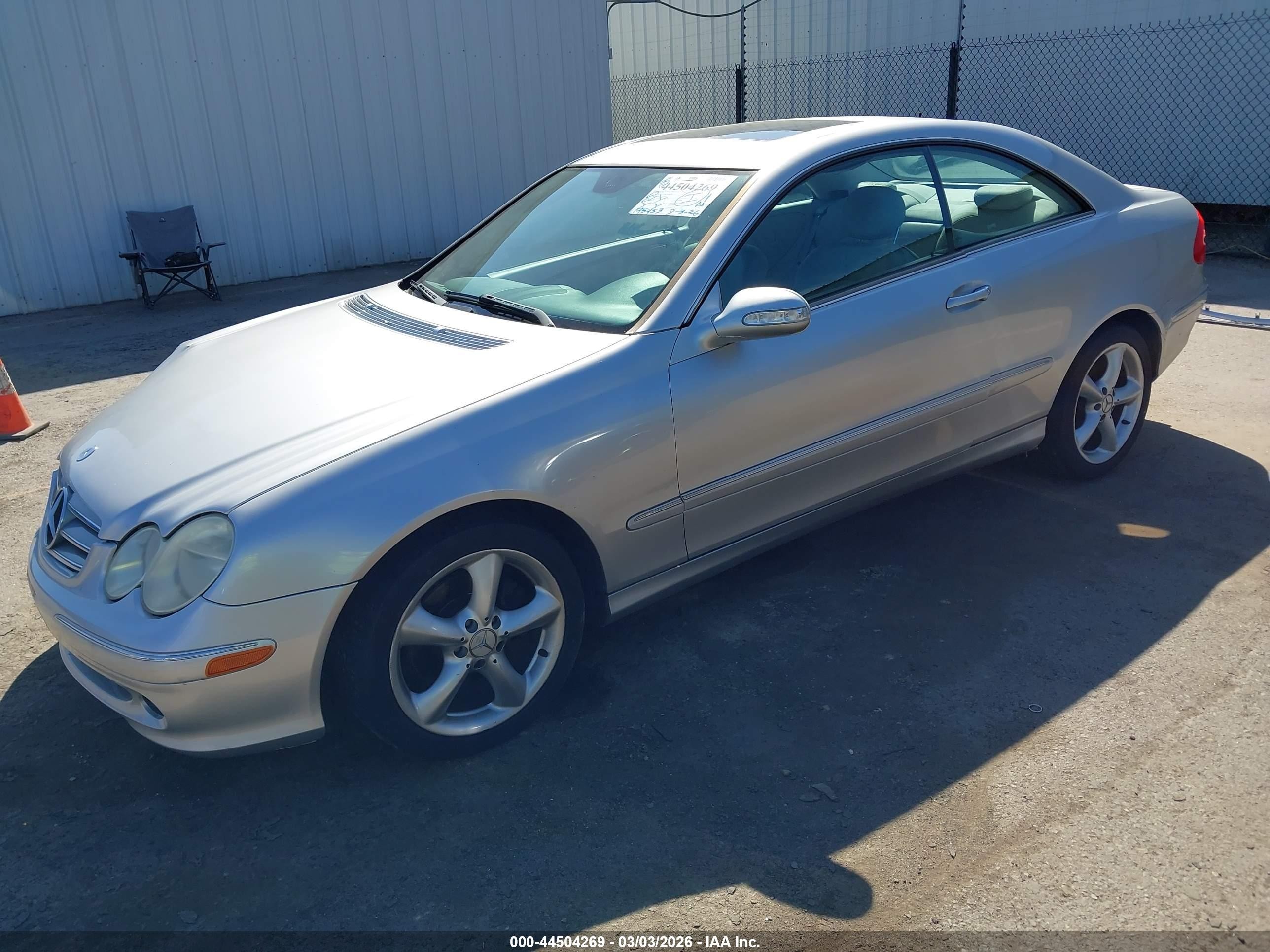 2005 Mercedes-benz Clk 320   Silver vin: WDBTJ65J75F125840