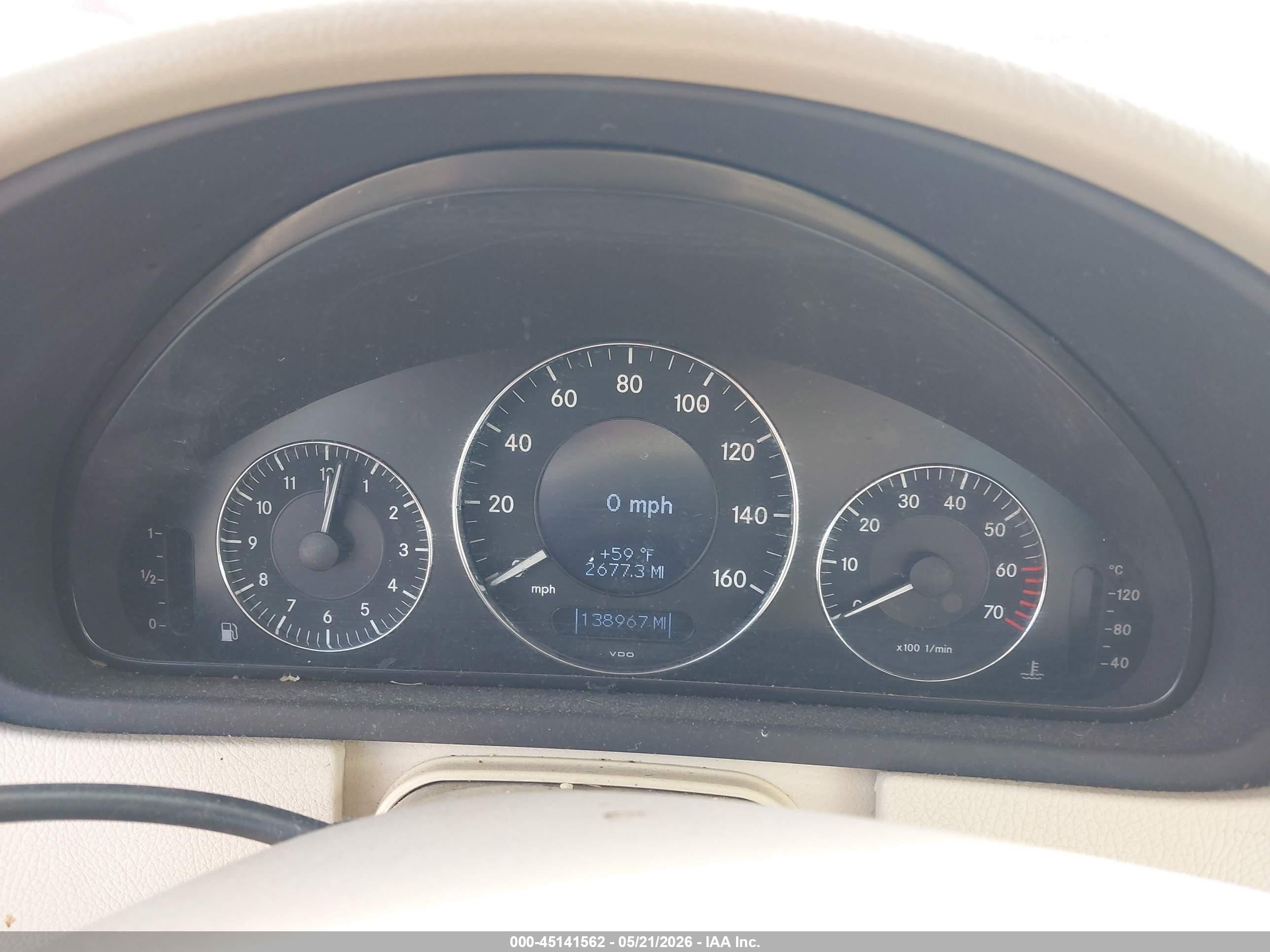 2005 Mercedes-benz Clk 320   Red vin: WDBTJ65J75F151841