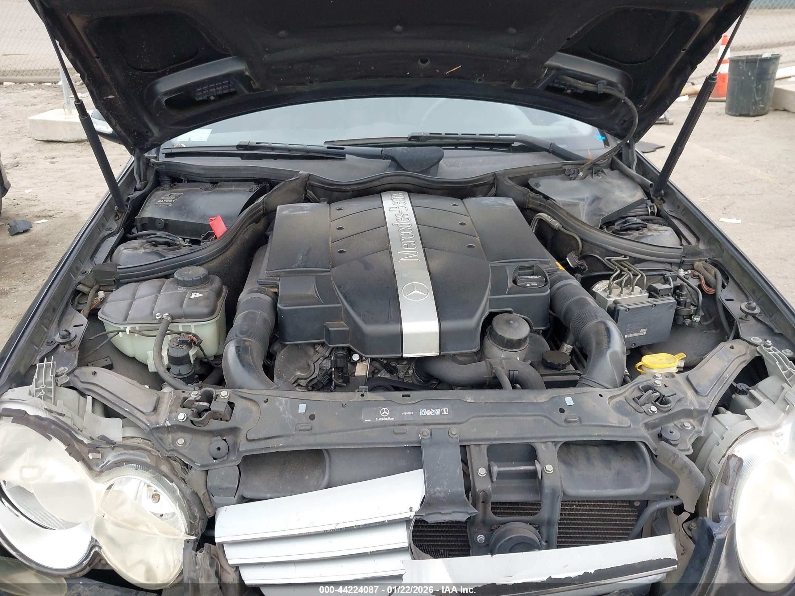 2004 Mercedes-benz Clk 320   Black vin: WDBTJ65J84F079384