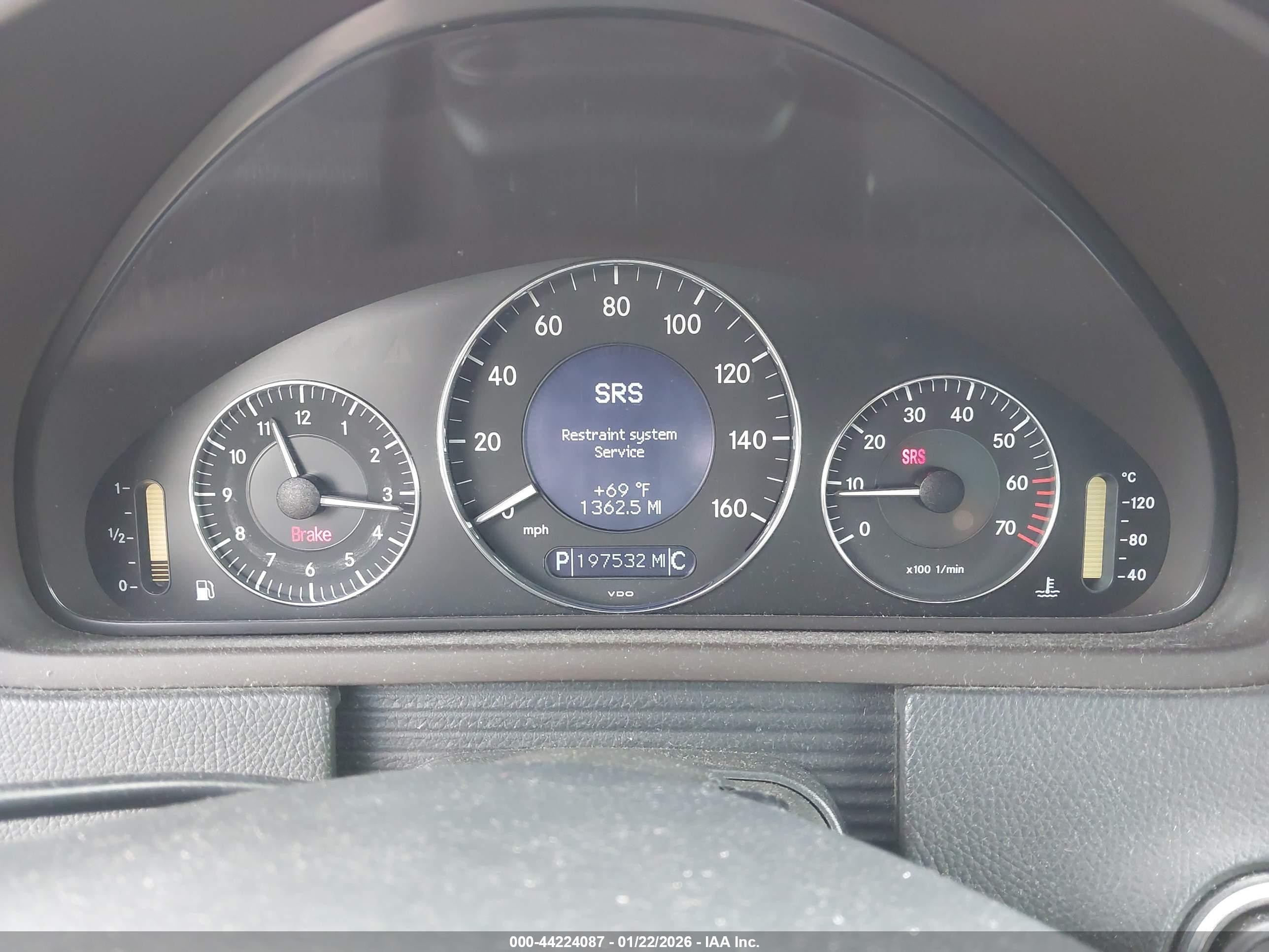 2004 Mercedes-benz Clk 320   Black vin: WDBTJ65J84F079384
