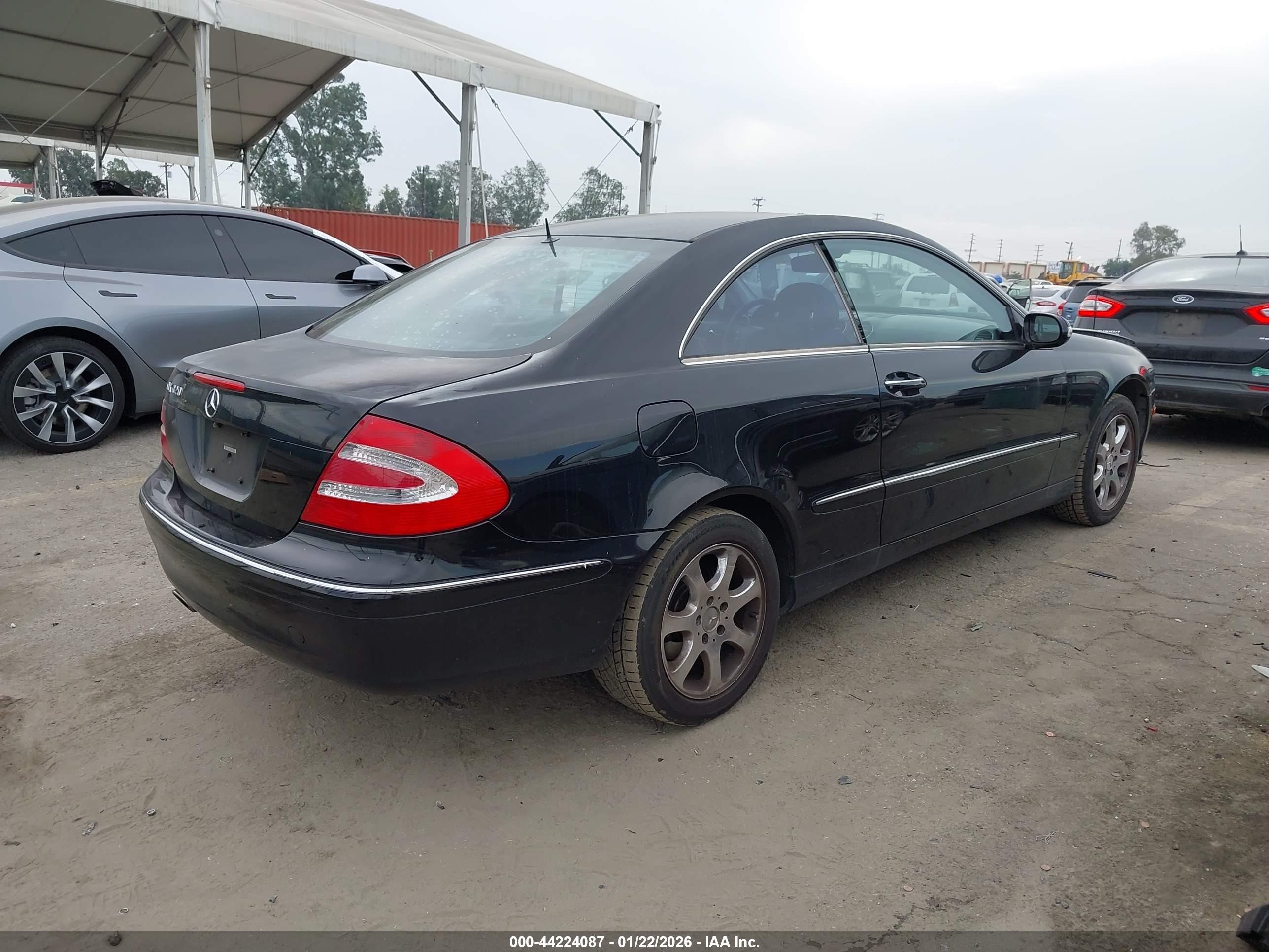2004 Mercedes-benz Clk 320   Black vin: WDBTJ65J84F079384