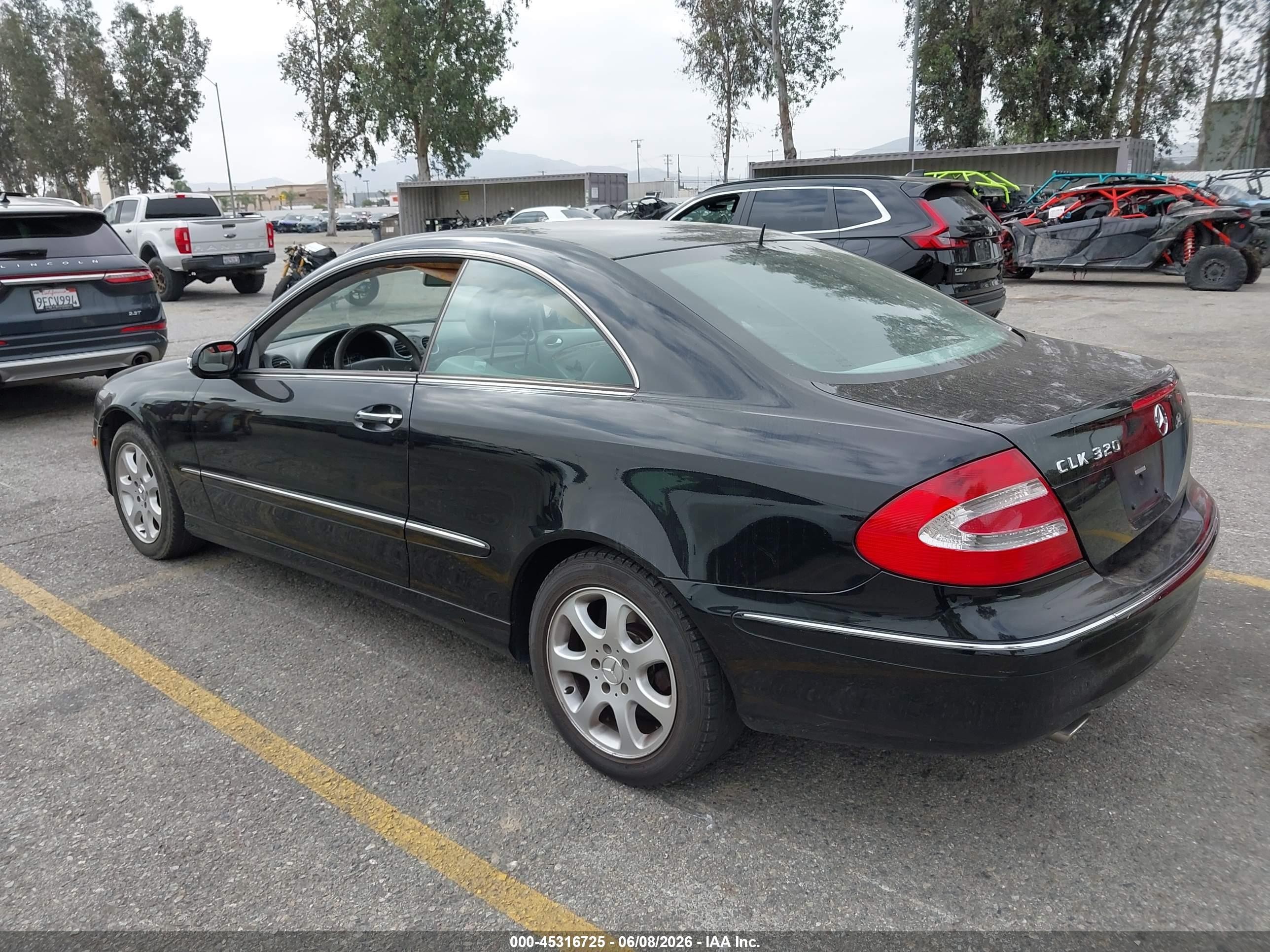 2004 Mercedes-benz Clk 320   Black vin: WDBTJ65J84F104963