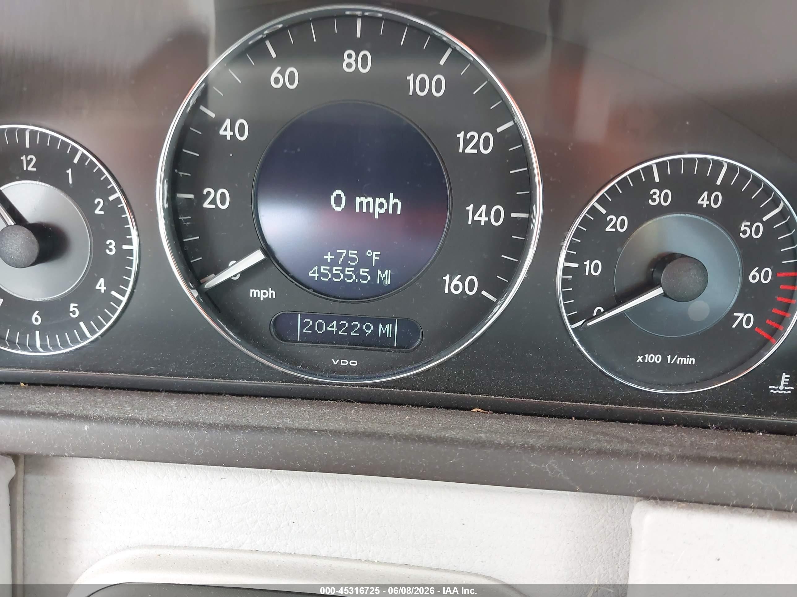 2004 Mercedes-benz Clk 320   Black vin: WDBTJ65J84F104963