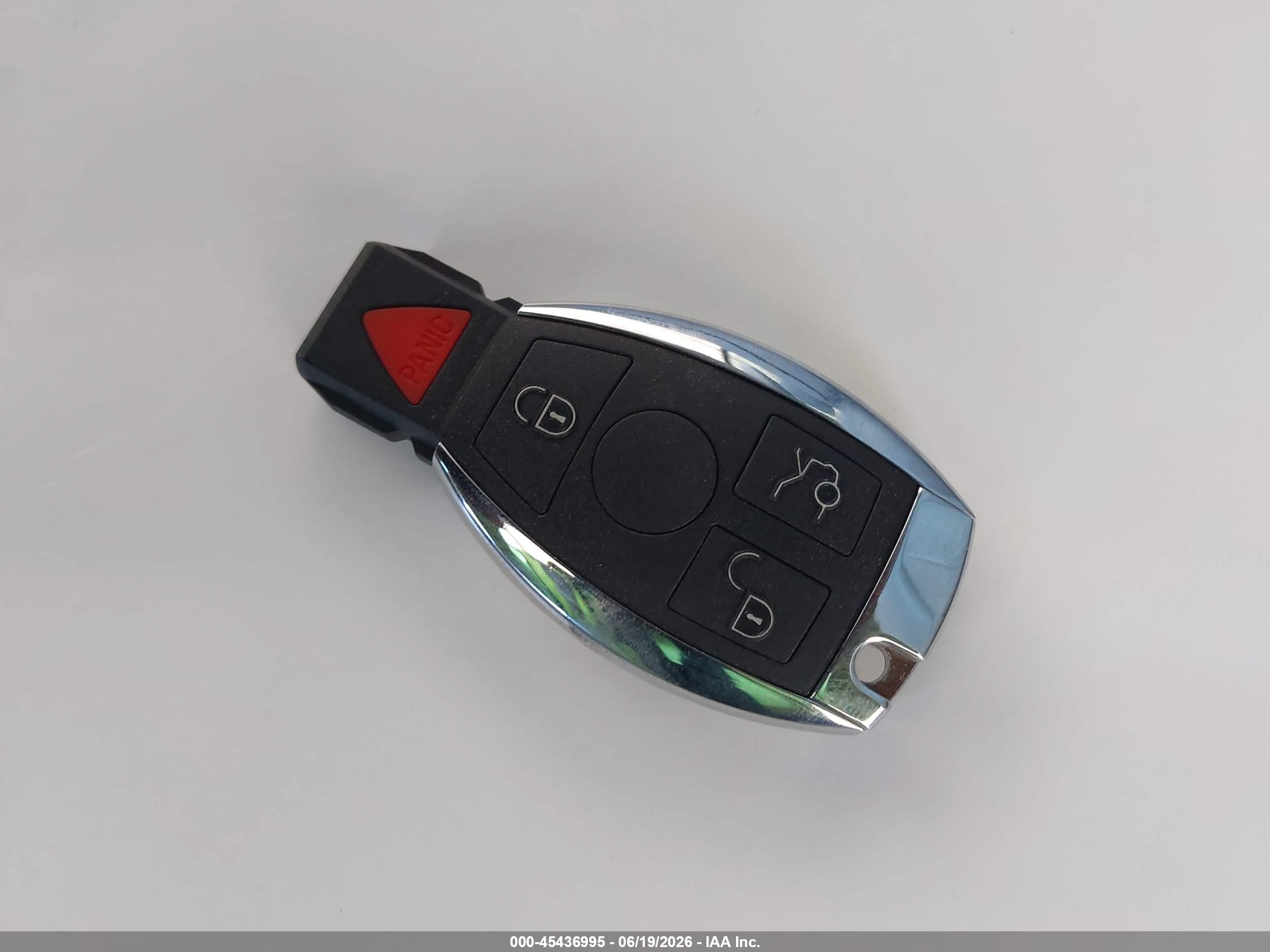 2005 Mercedes-benz Clk 320   Red vin: WDBTJ65J85F147426