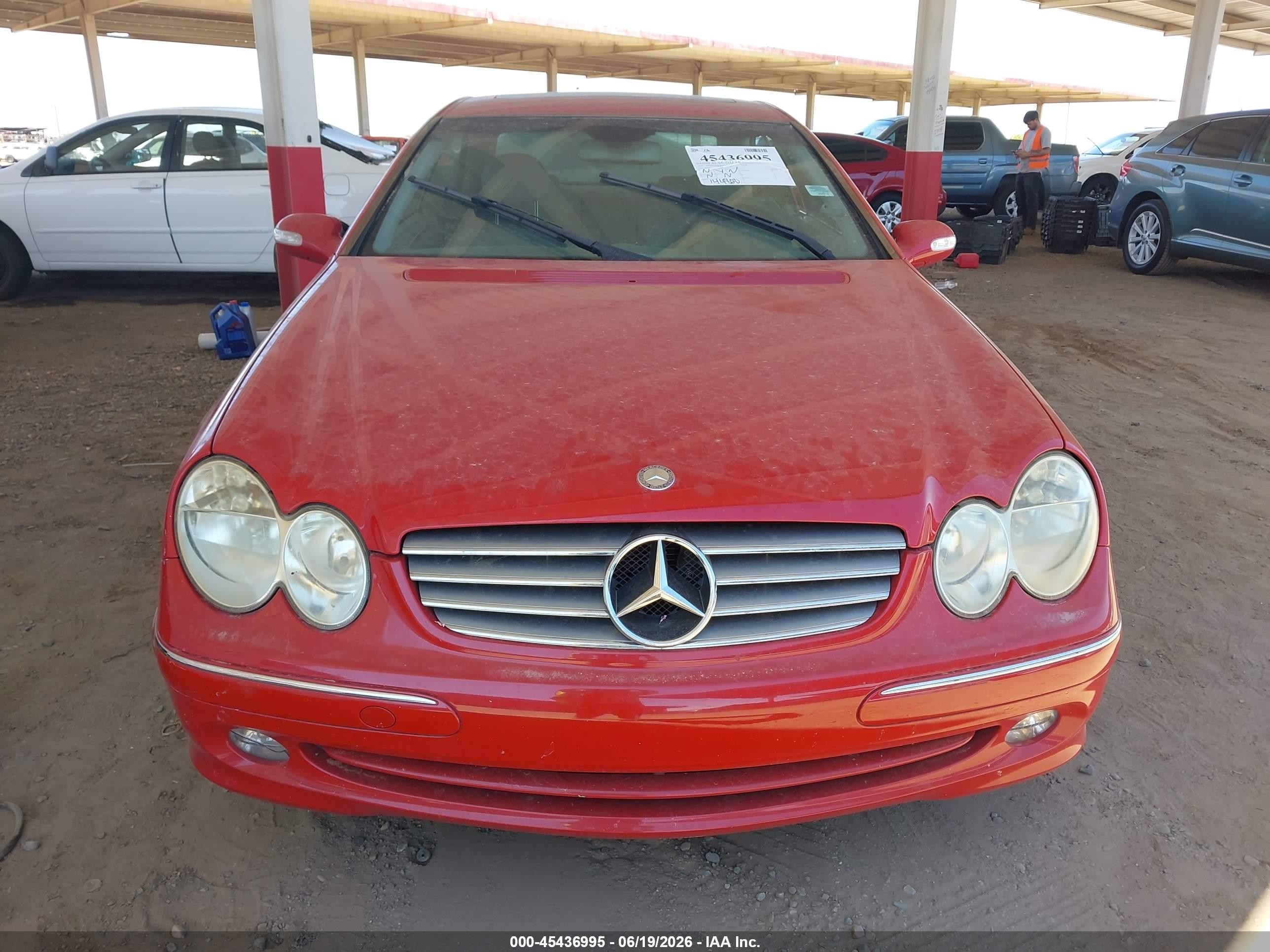 2005 Mercedes-benz Clk 320   Red vin: WDBTJ65J85F147426