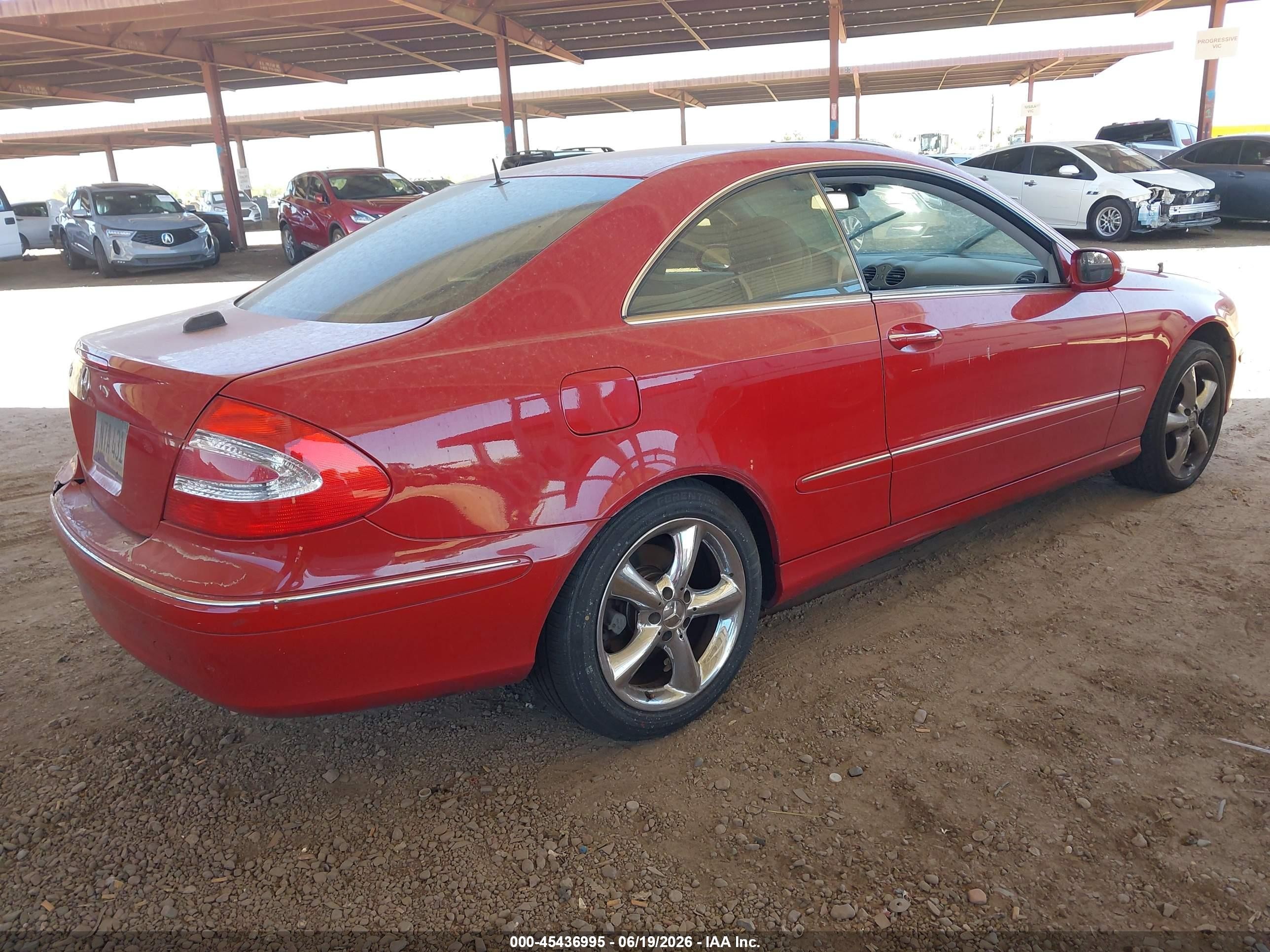 2005 Mercedes-benz Clk 320   Red vin: WDBTJ65J85F147426