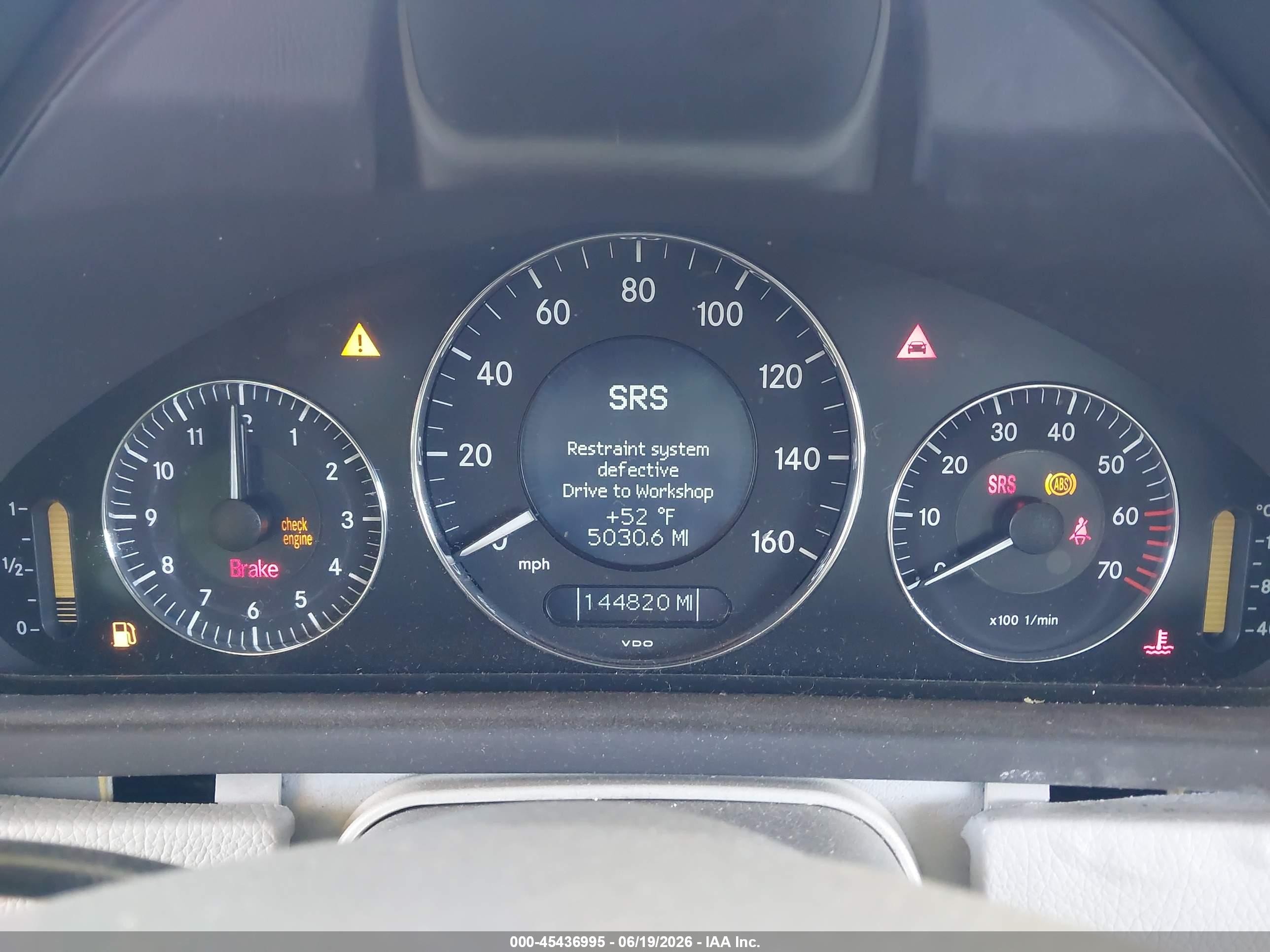 2005 Mercedes-benz Clk 320   Red vin: WDBTJ65J85F147426