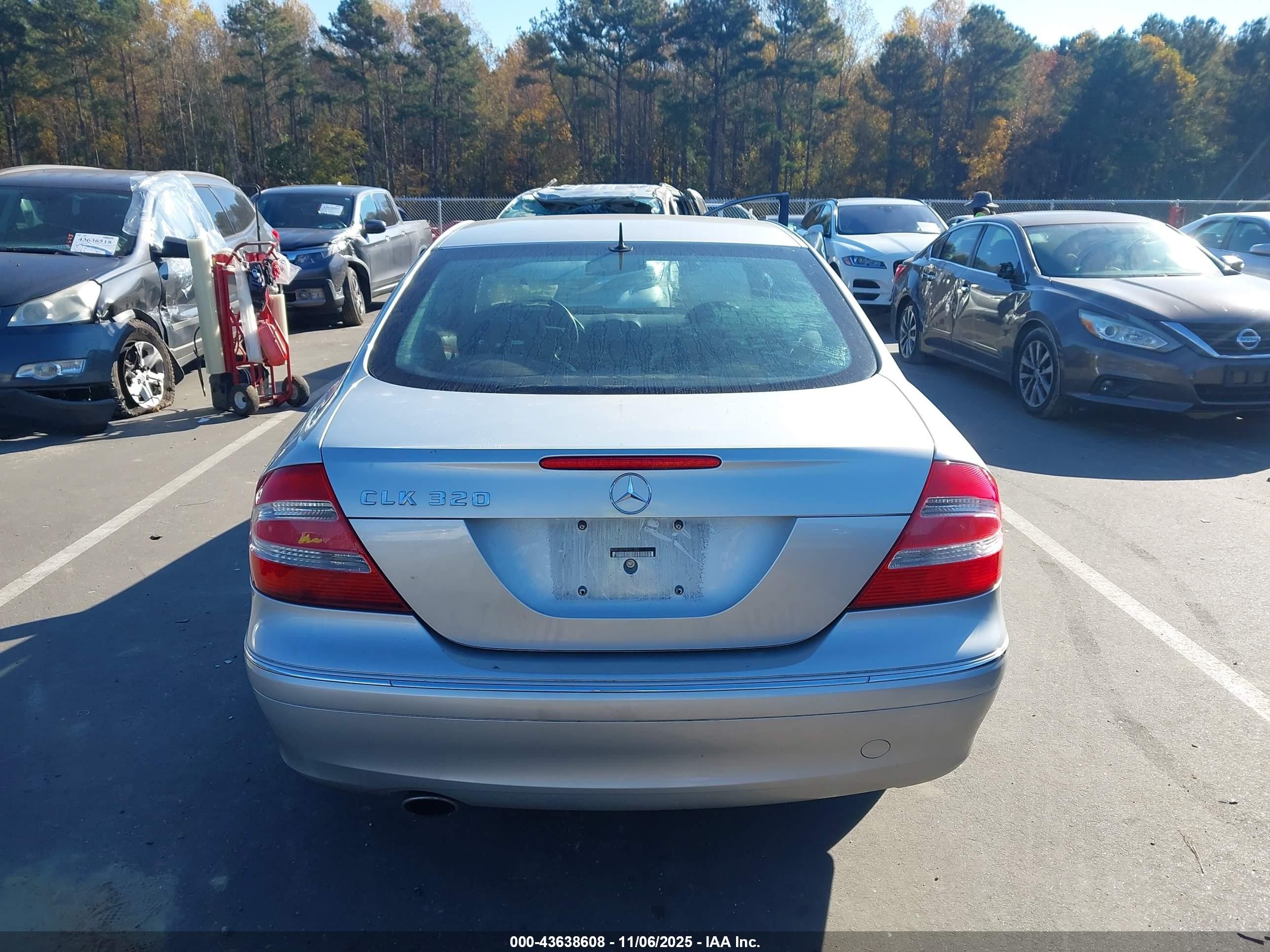 2003 Mercedes-benz Clk 320   Silver vin: WDBTJ65J93F011223