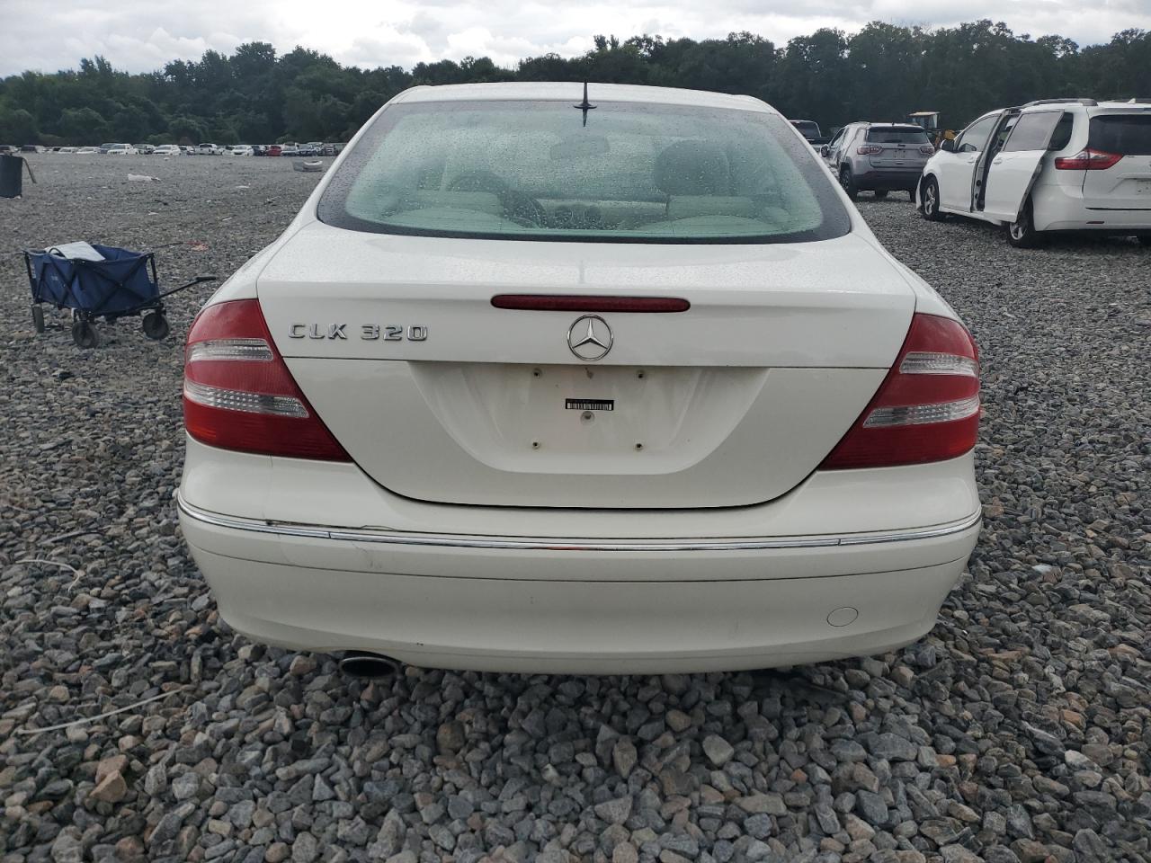 2003 Mercedes-benz Clk 320c White vin: WDBTJ65J93F041757