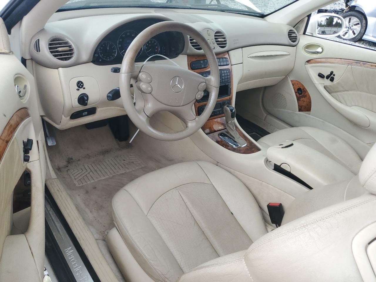 2003 Mercedes-benz Clk 320c White vin: WDBTJ65J93F041757