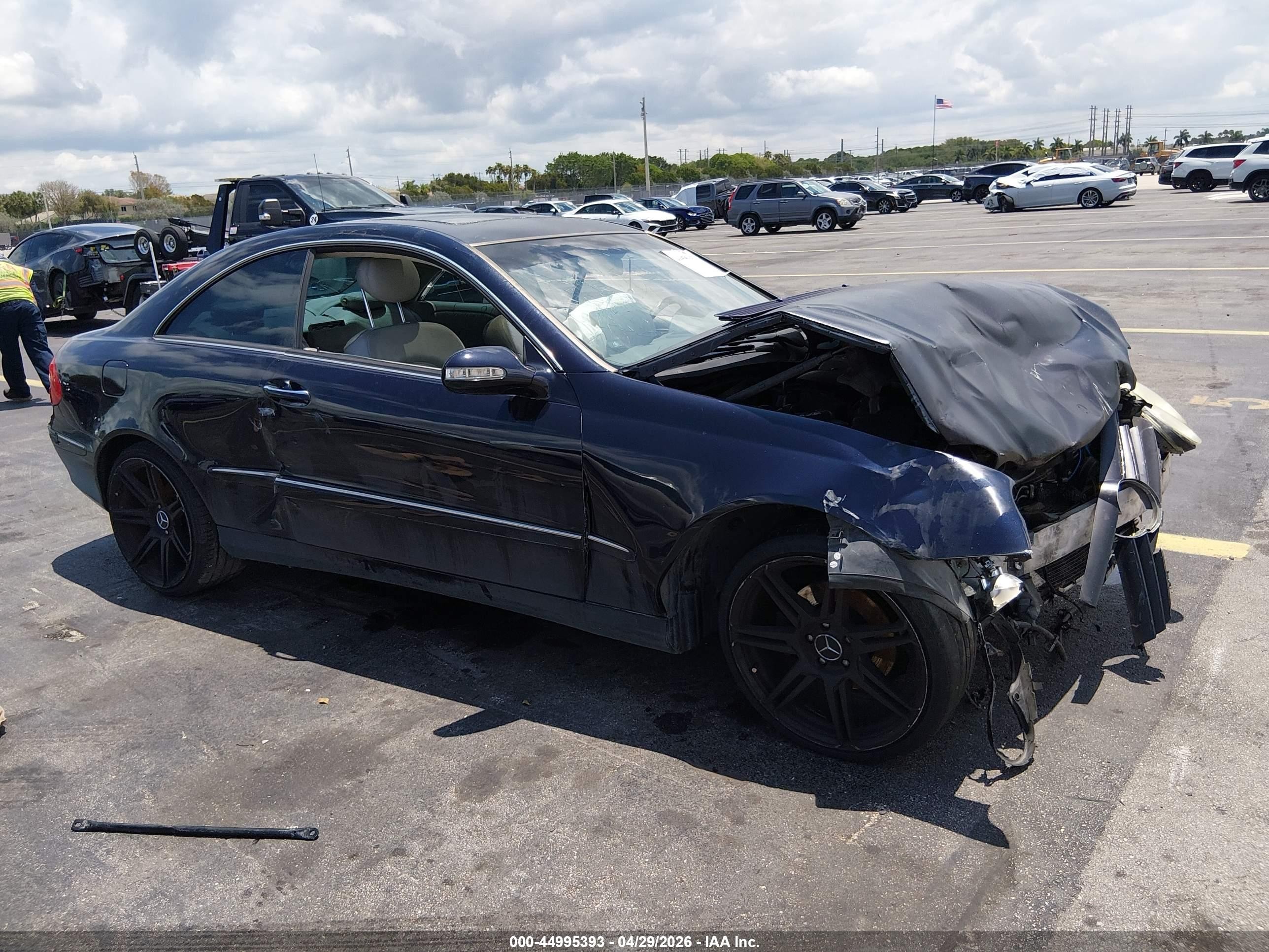 2003 Mercedes-benz Clk 320   Blue vin: WDBTJ65J93F042830