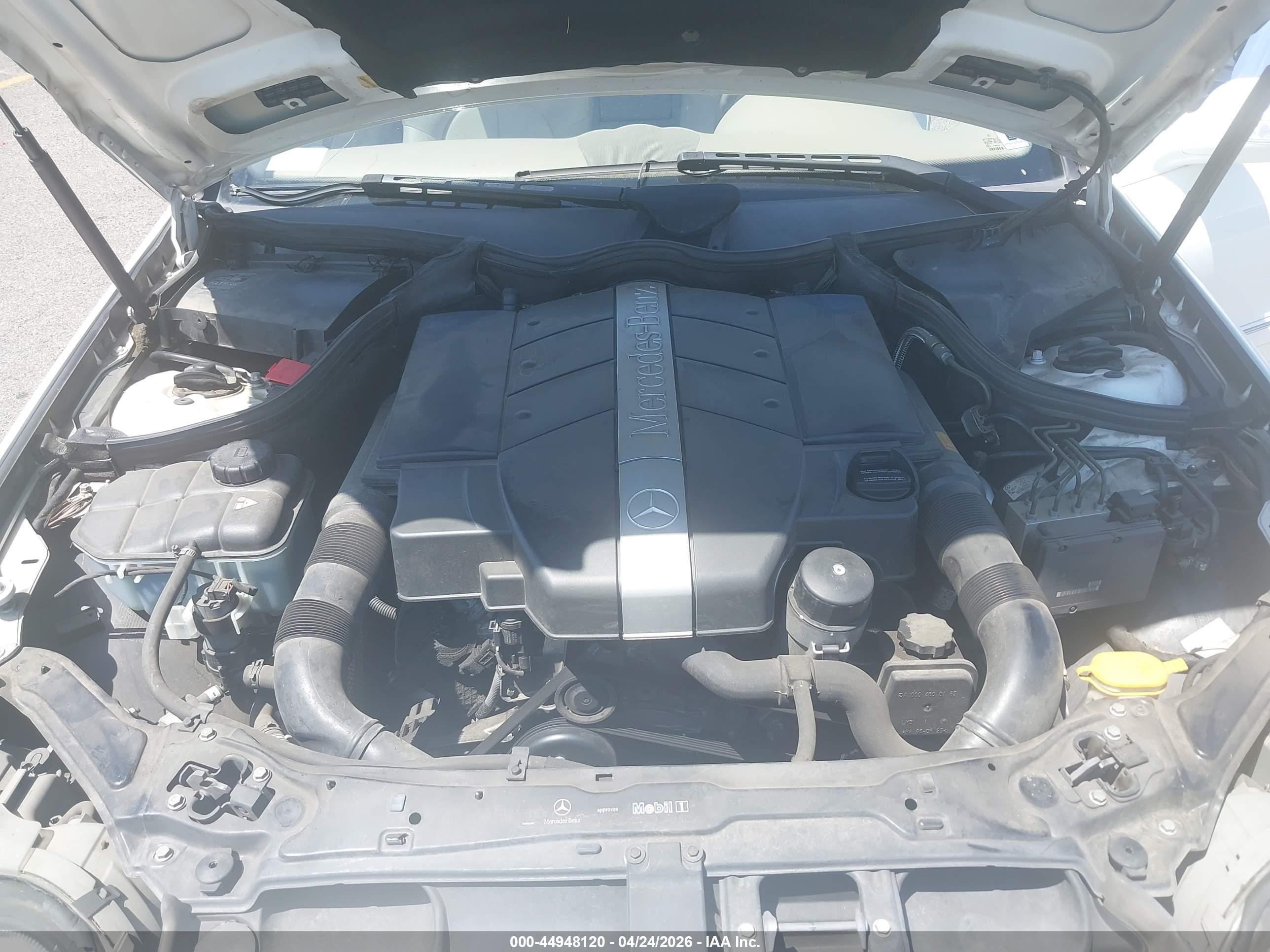 2004 Mercedes-benz Clk 320 Белый vin: WDBTJ65J94F095206