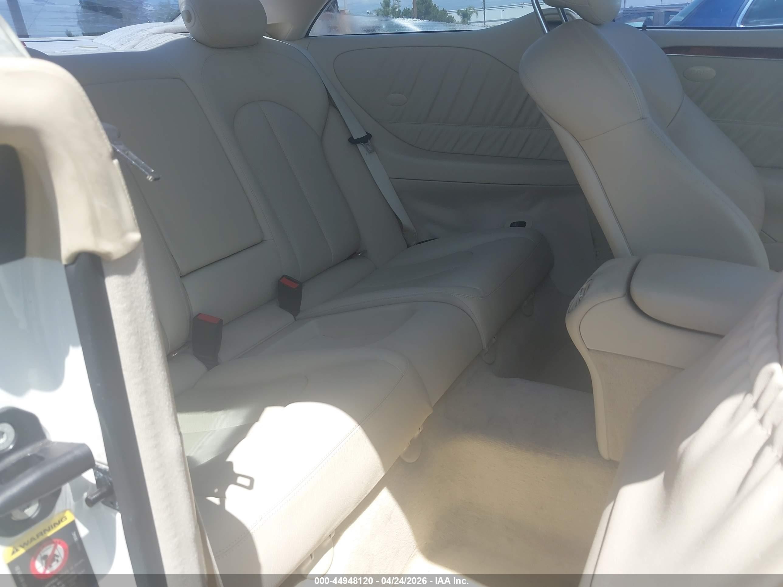 2004 Mercedes-benz Clk 320 Белый vin: WDBTJ65J94F095206
