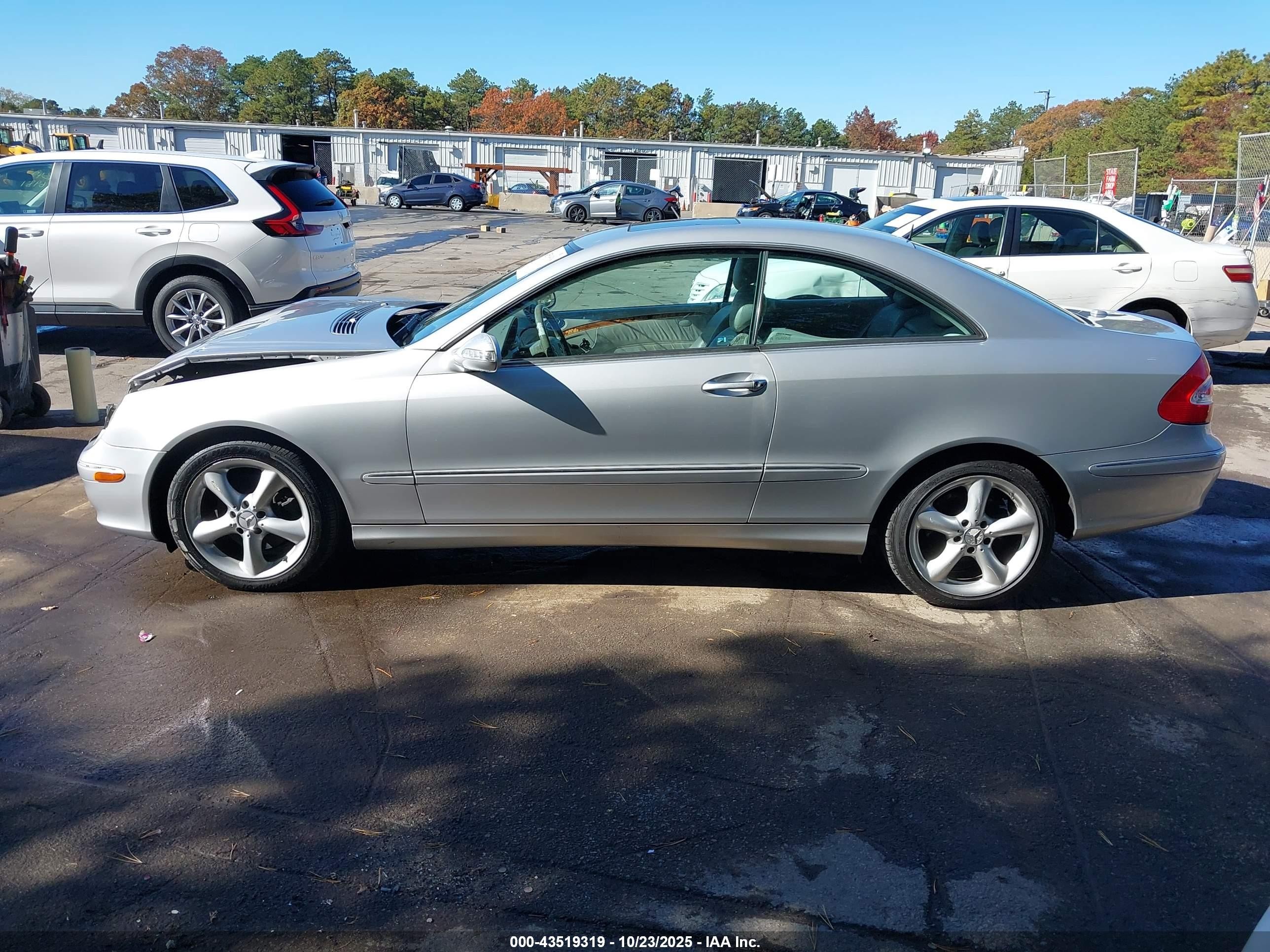 2005 Mercedes-benz Clk 320   Gray vin: WDBTJ65J95F126746
