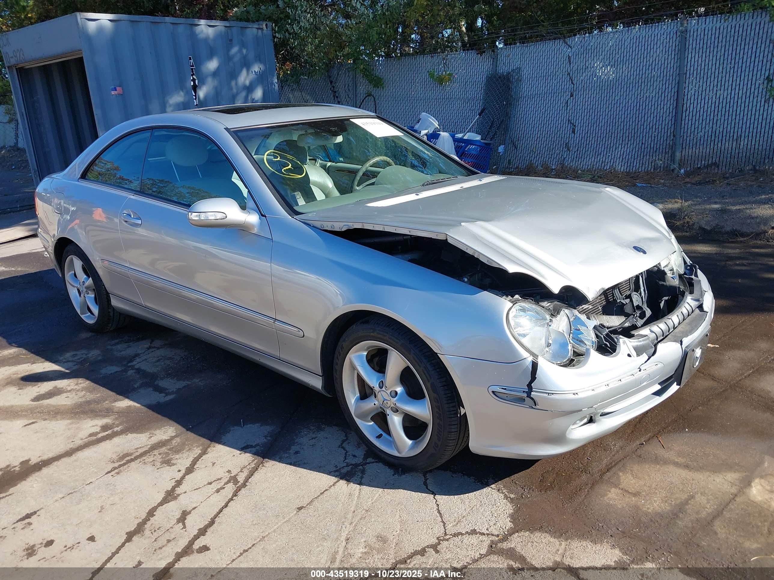 2005 Mercedes-benz Clk 320   Серый vin: WDBTJ65J95F126746