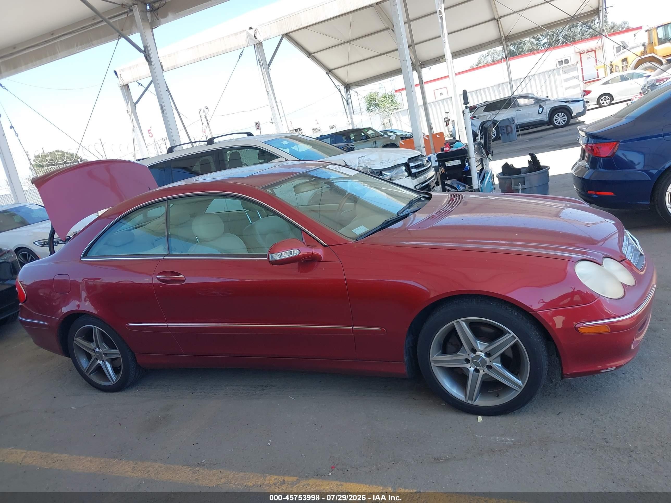 2005 Mercedes-benz Clk 320 Burgundy vin: WDBTJ65J95F167104