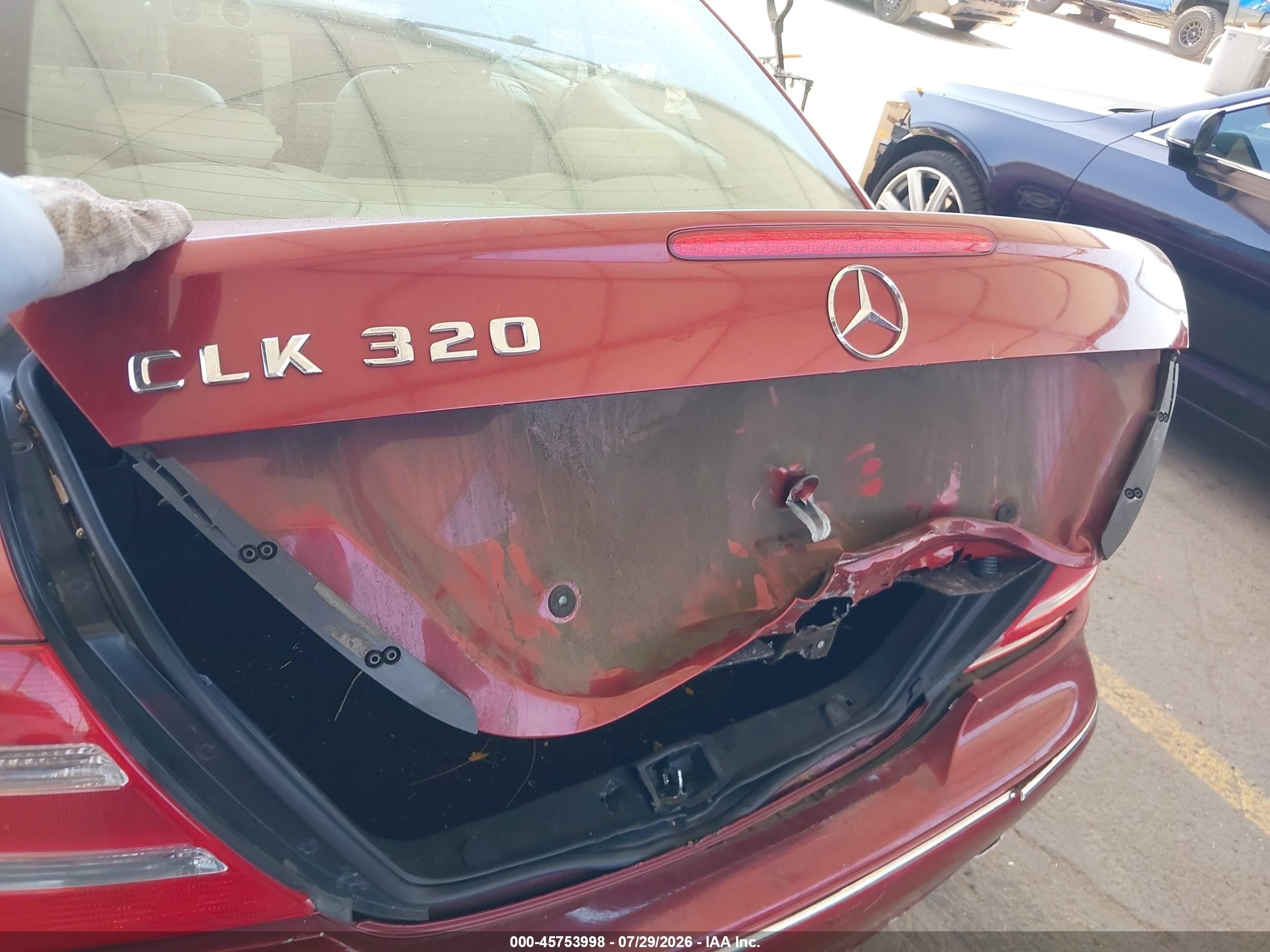 2005 Mercedes-benz Clk 320 Burgundy vin: WDBTJ65J95F167104