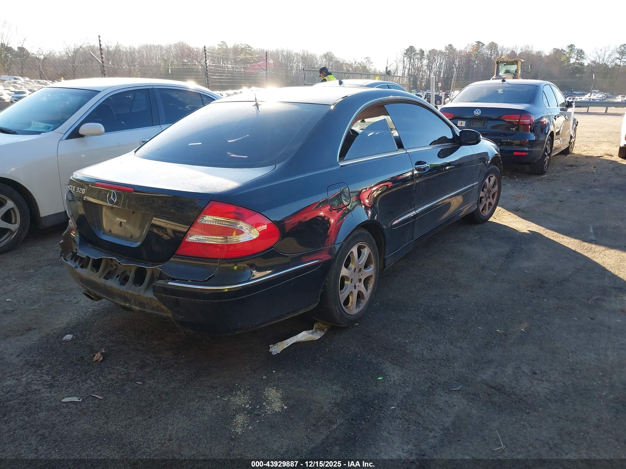 2003 Mercedes-benz Clk 320   Black vin: WDBTJ65JX3F045347