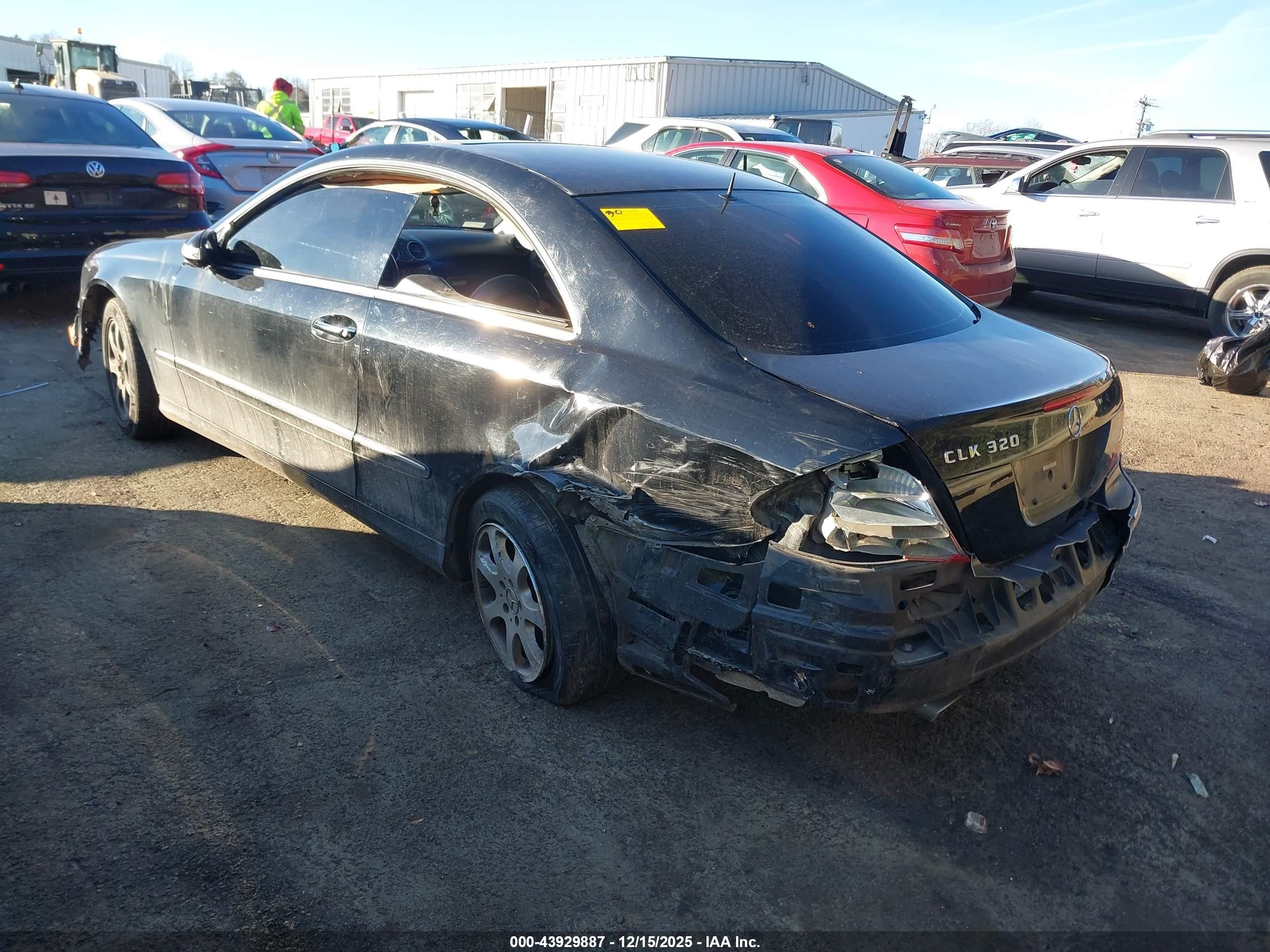 2003 Mercedes-benz Clk 320   Black vin: WDBTJ65JX3F045347