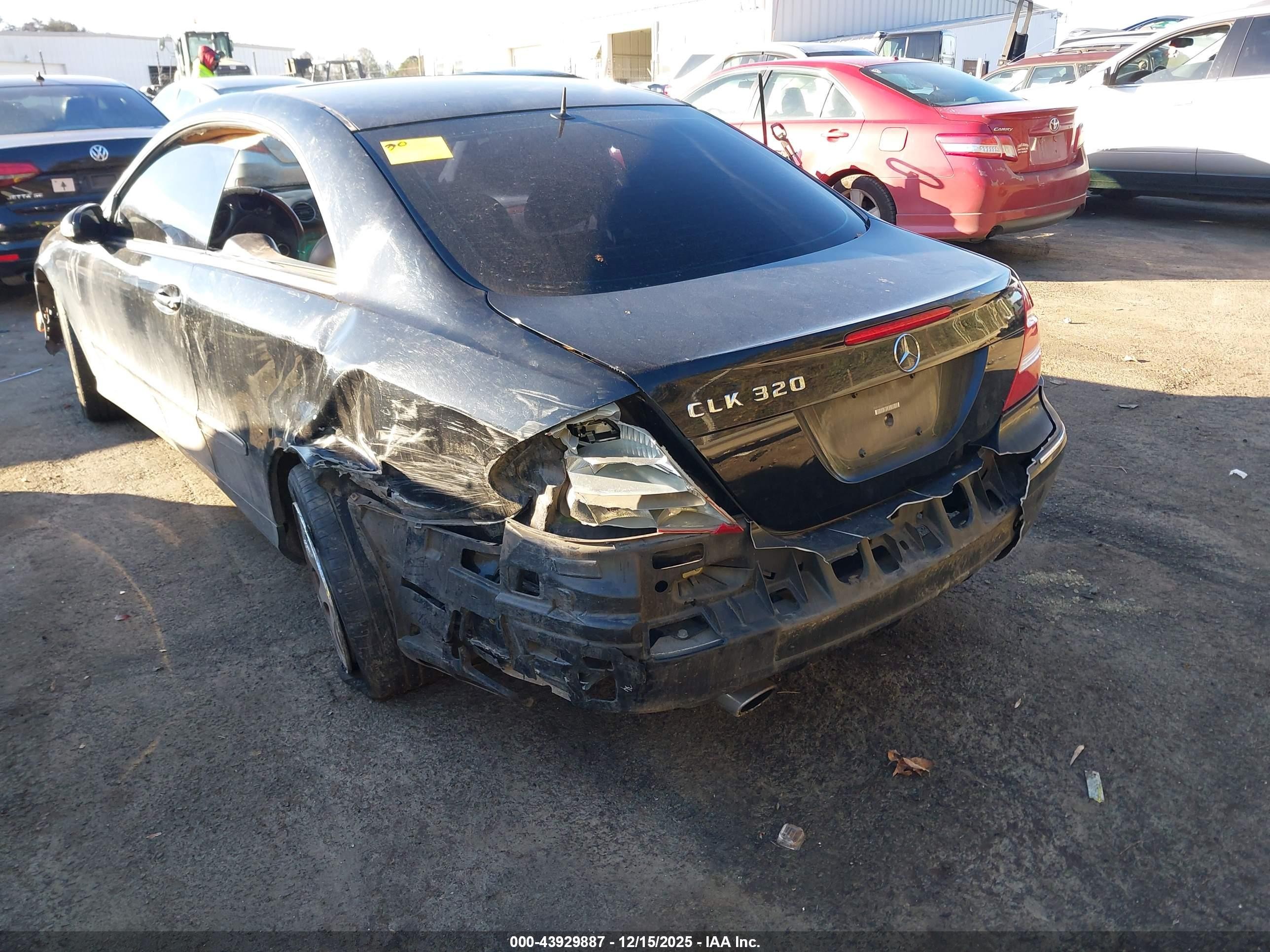 2003 Mercedes-benz Clk 320   Black vin: WDBTJ65JX3F045347