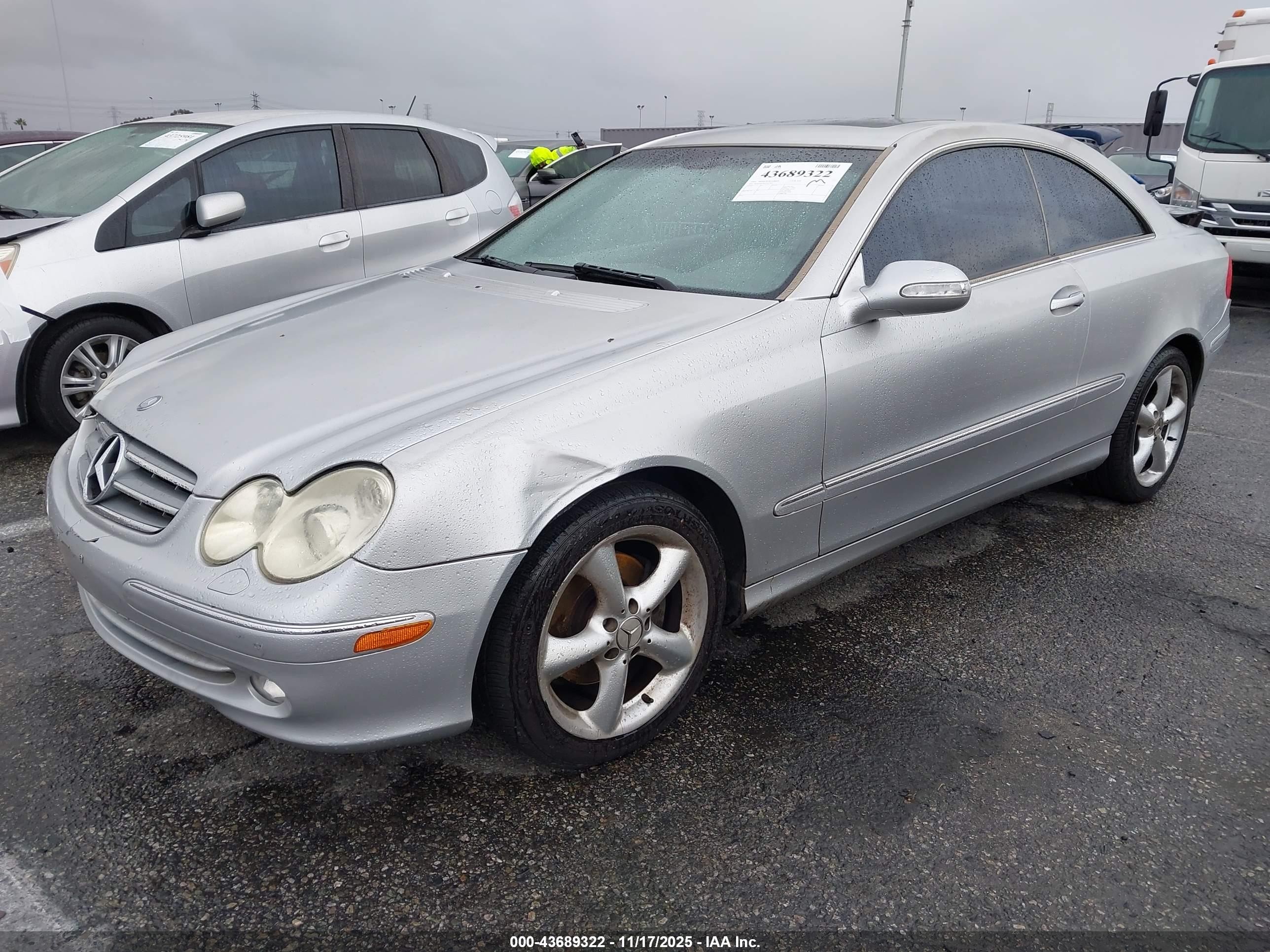 2005 Mercedes-benz Clk 320c Серебряный vin: WDBTJ65JX5F139957