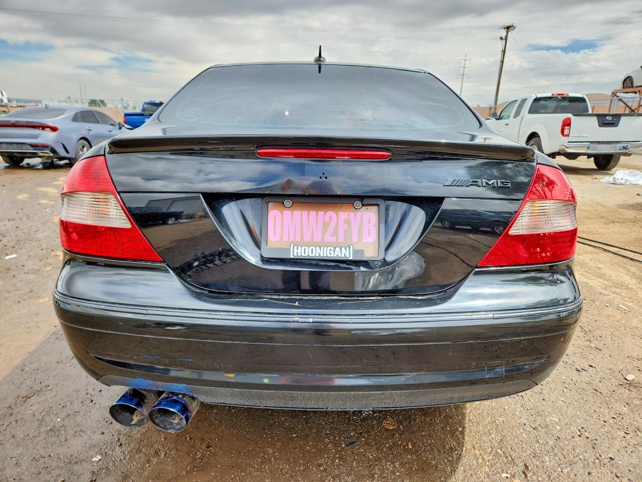 2007 Mercedes-benz Clk 550 Black vin: WDBTJ72H37F217800