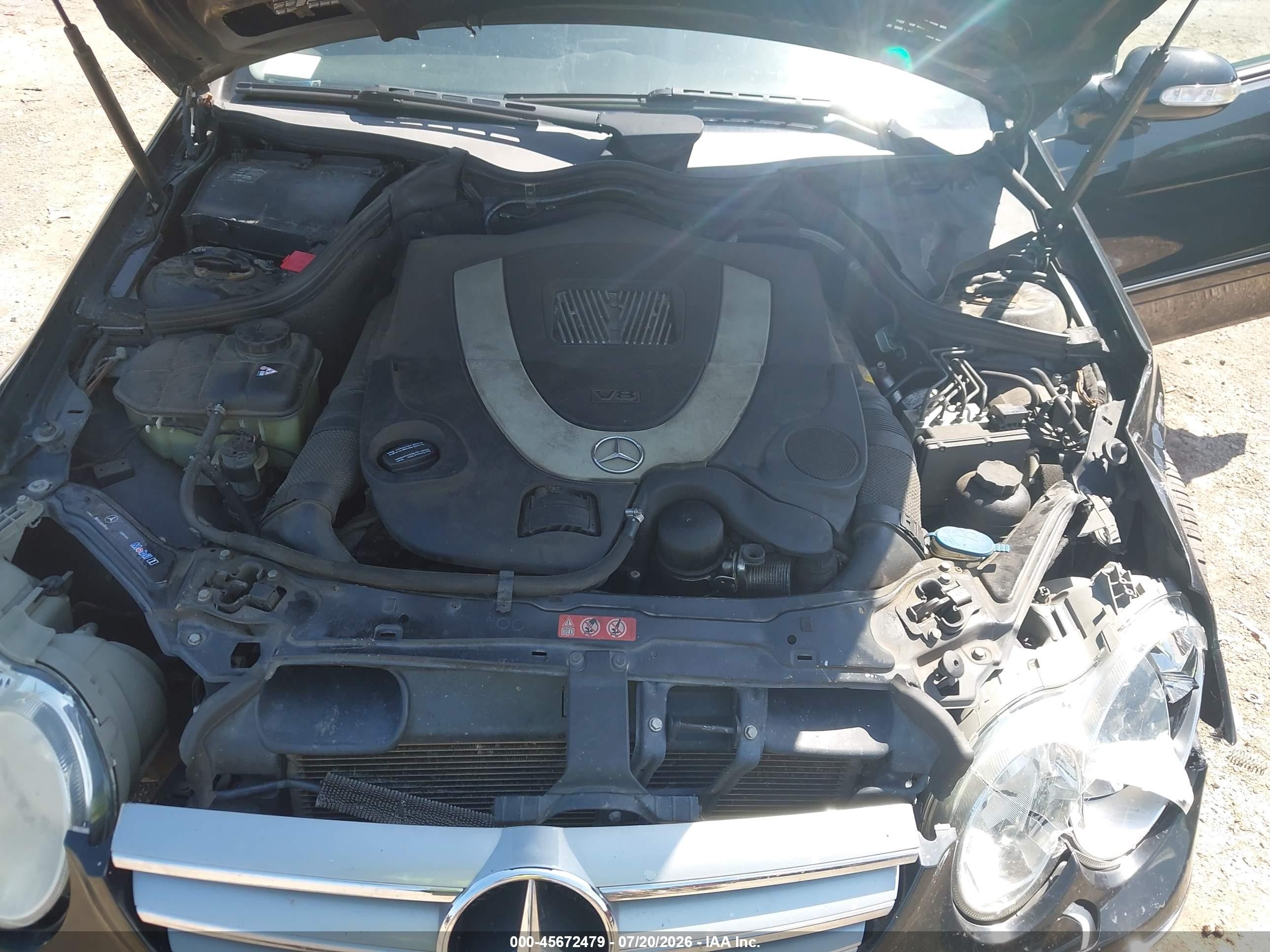 2008 Mercedes-benz Clk 550   Черный vin: WDBTJ72H88F252530