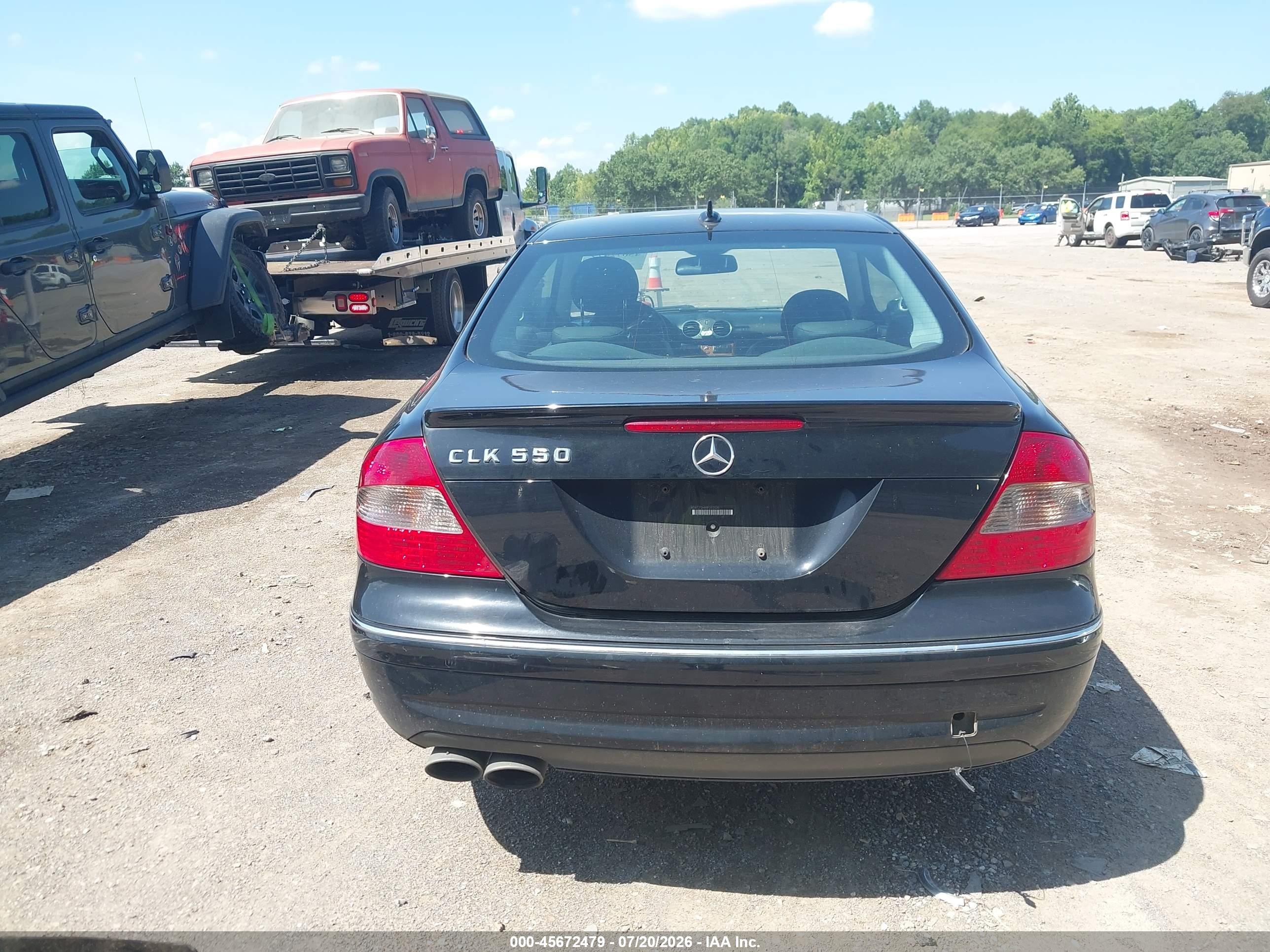 2008 Mercedes-benz Clk 550   Черный vin: WDBTJ72H88F252530