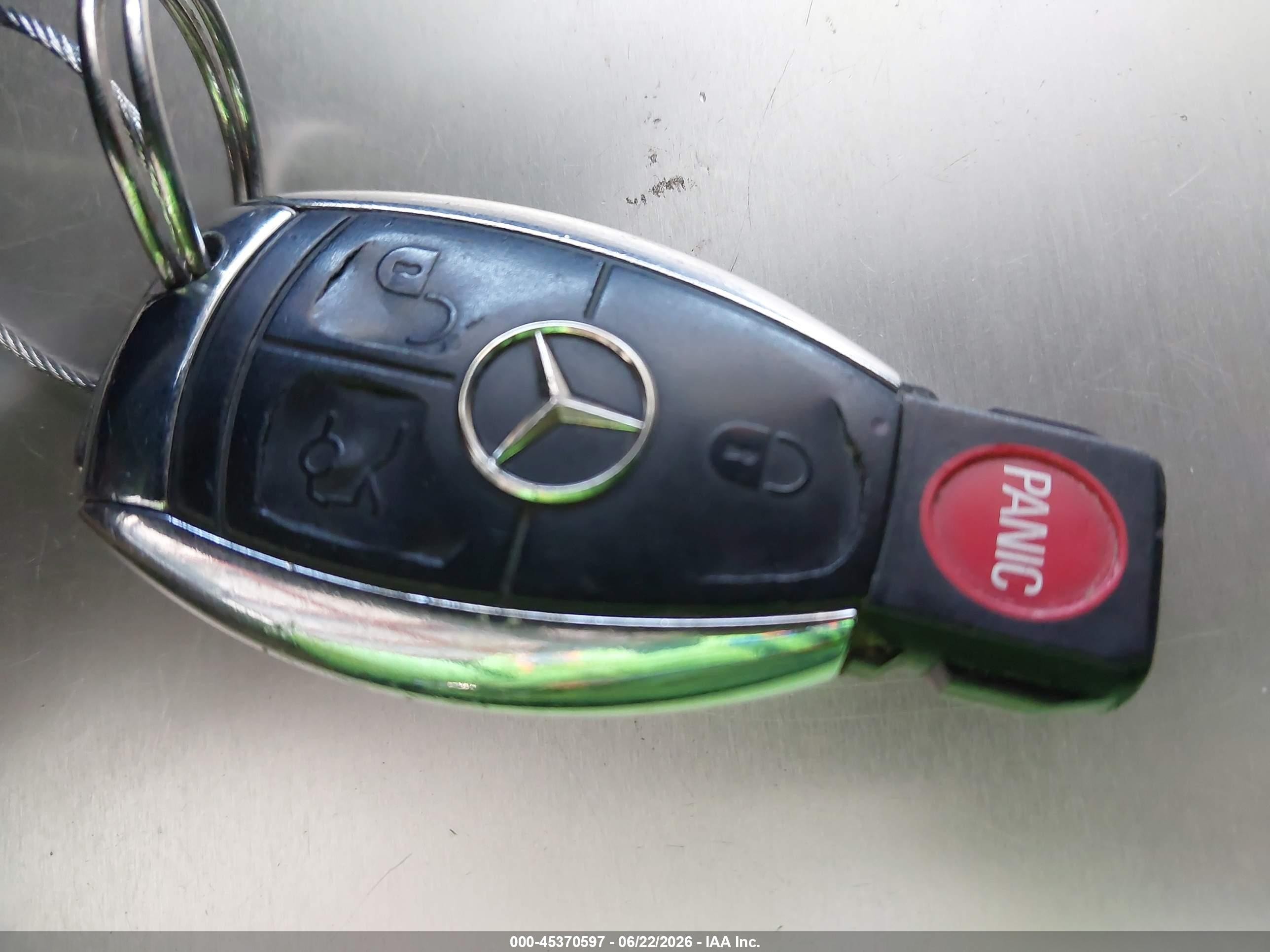2009 Mercedes-benz Clk 550   Black vin: WDBTJ72HX9F261666