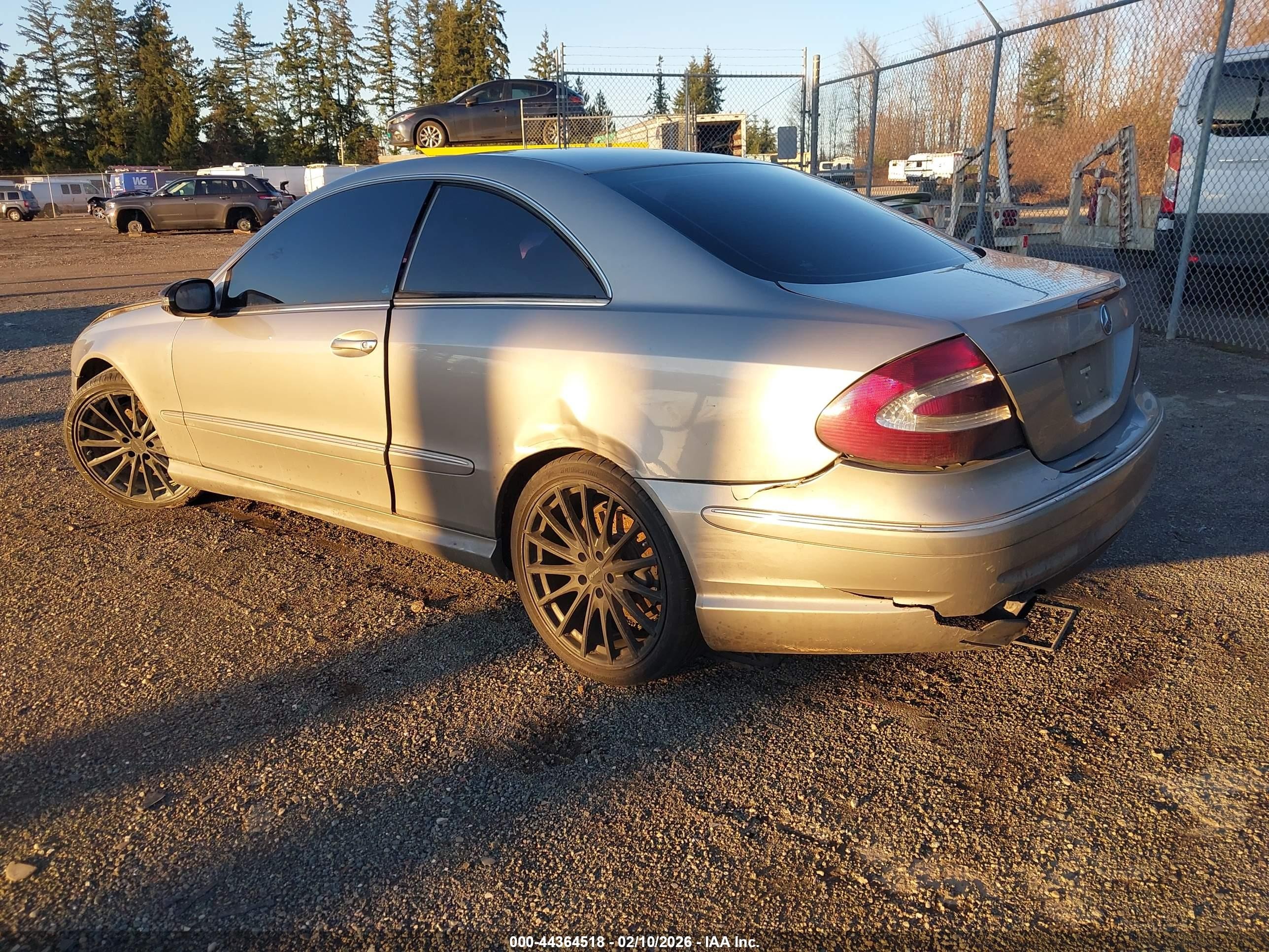 2003 Mercedes-benz Clk 500   Champagne vin: WDBTJ75J33F013636