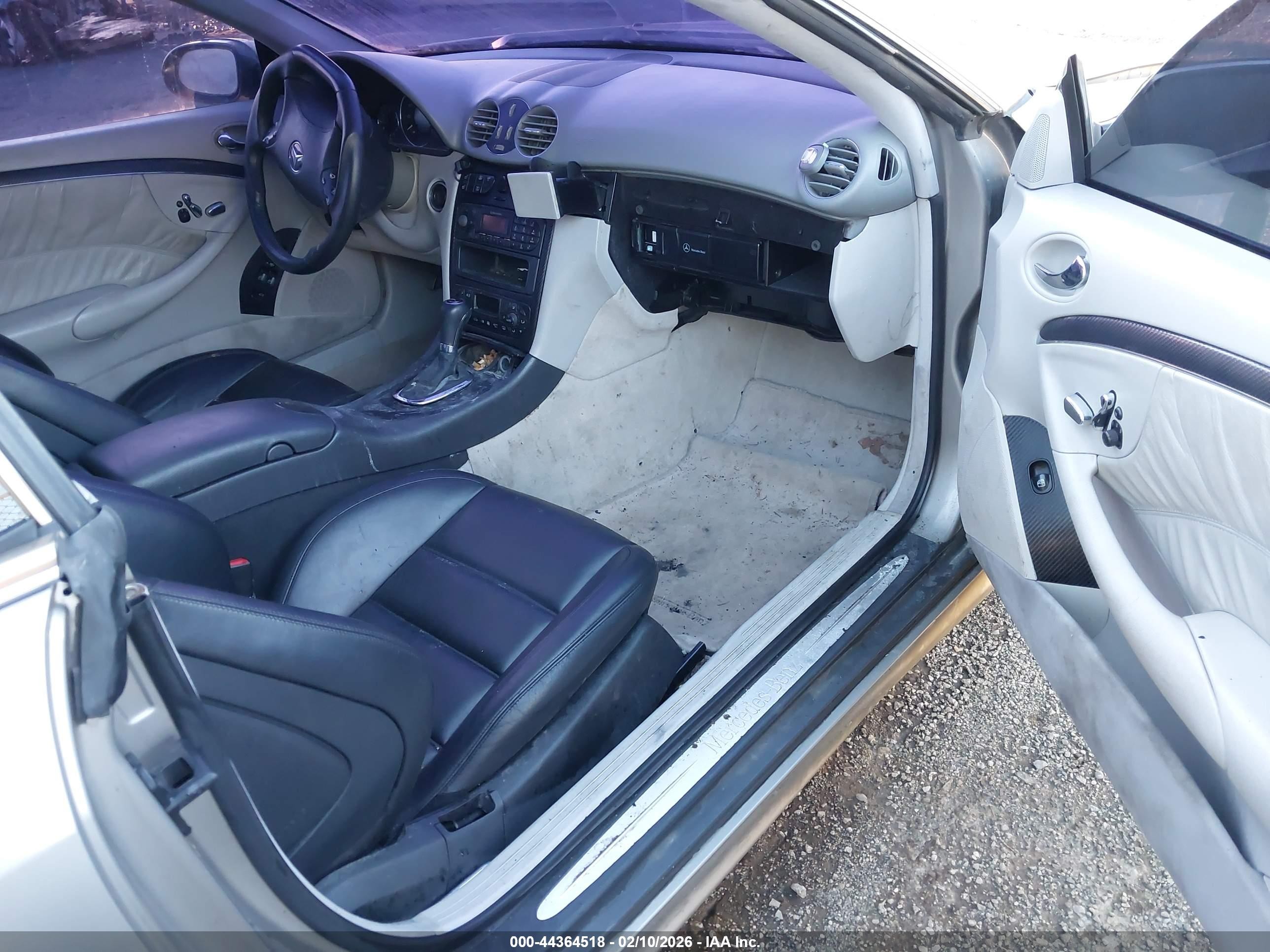 2003 Mercedes-benz Clk 500   Champagne vin: WDBTJ75J33F013636