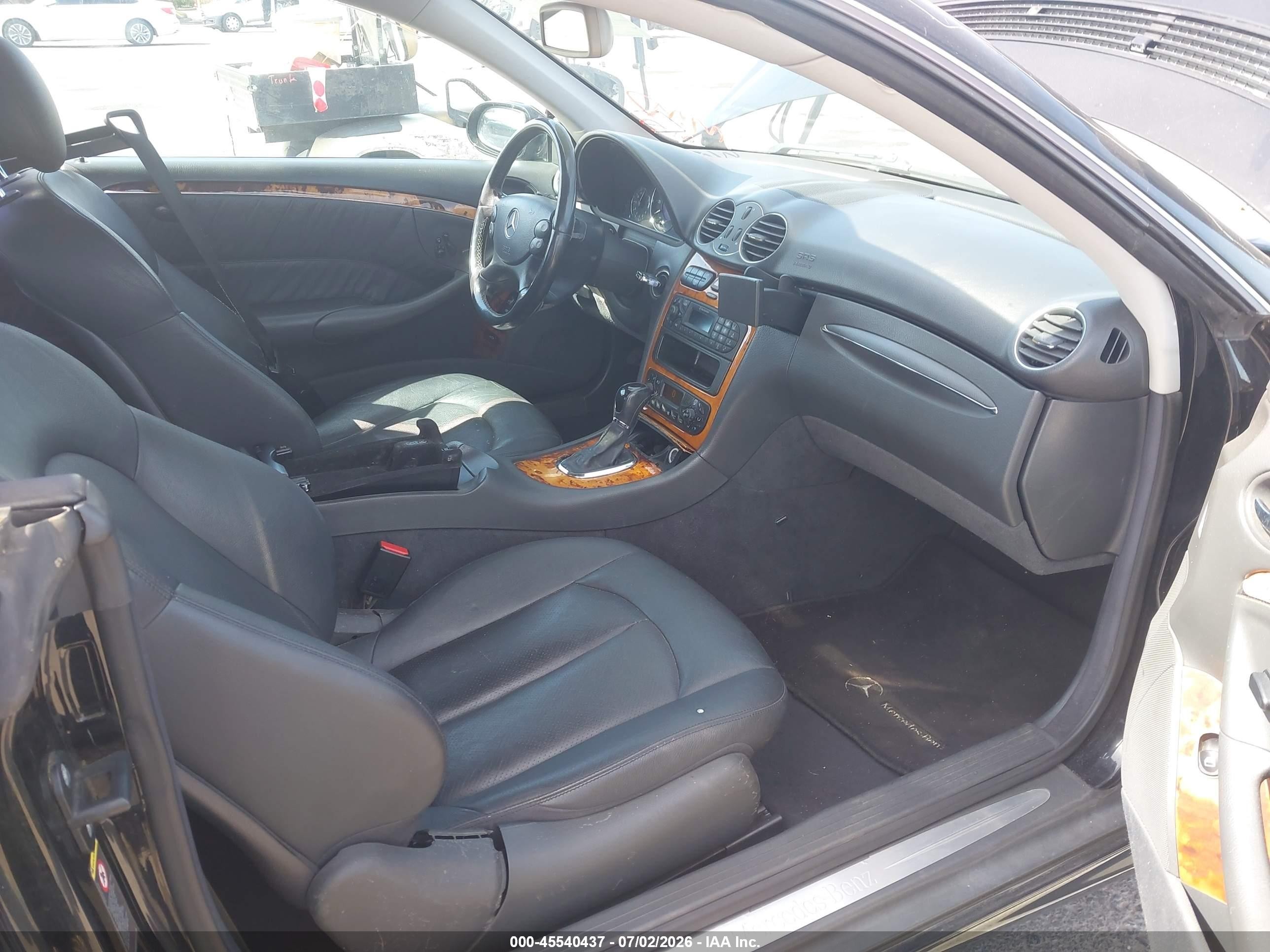2003 Mercedes-benz Clk 500   Black vin: WDBTJ75J43F018571