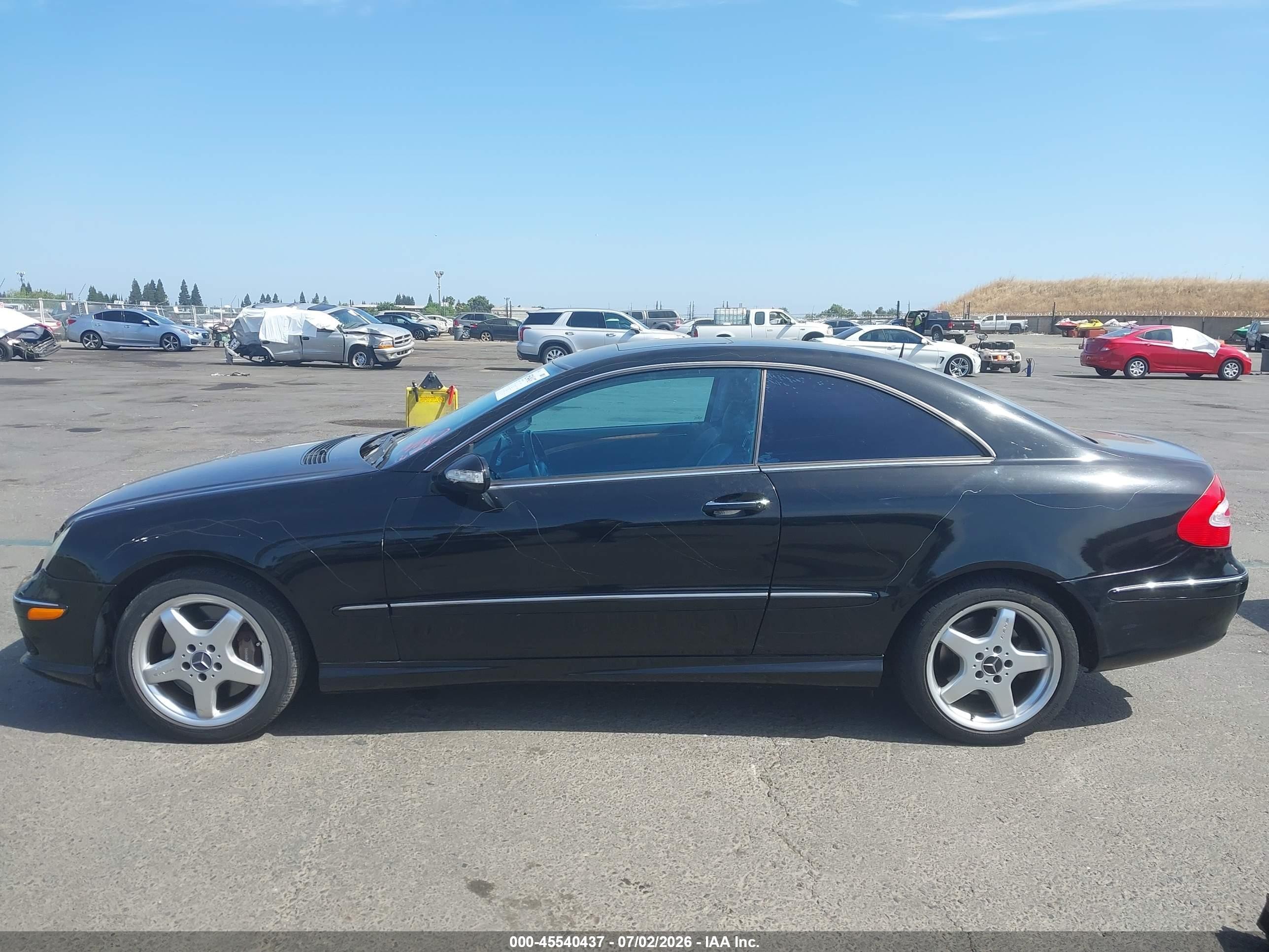 2003 Mercedes-benz Clk 500   Black vin: WDBTJ75J43F018571