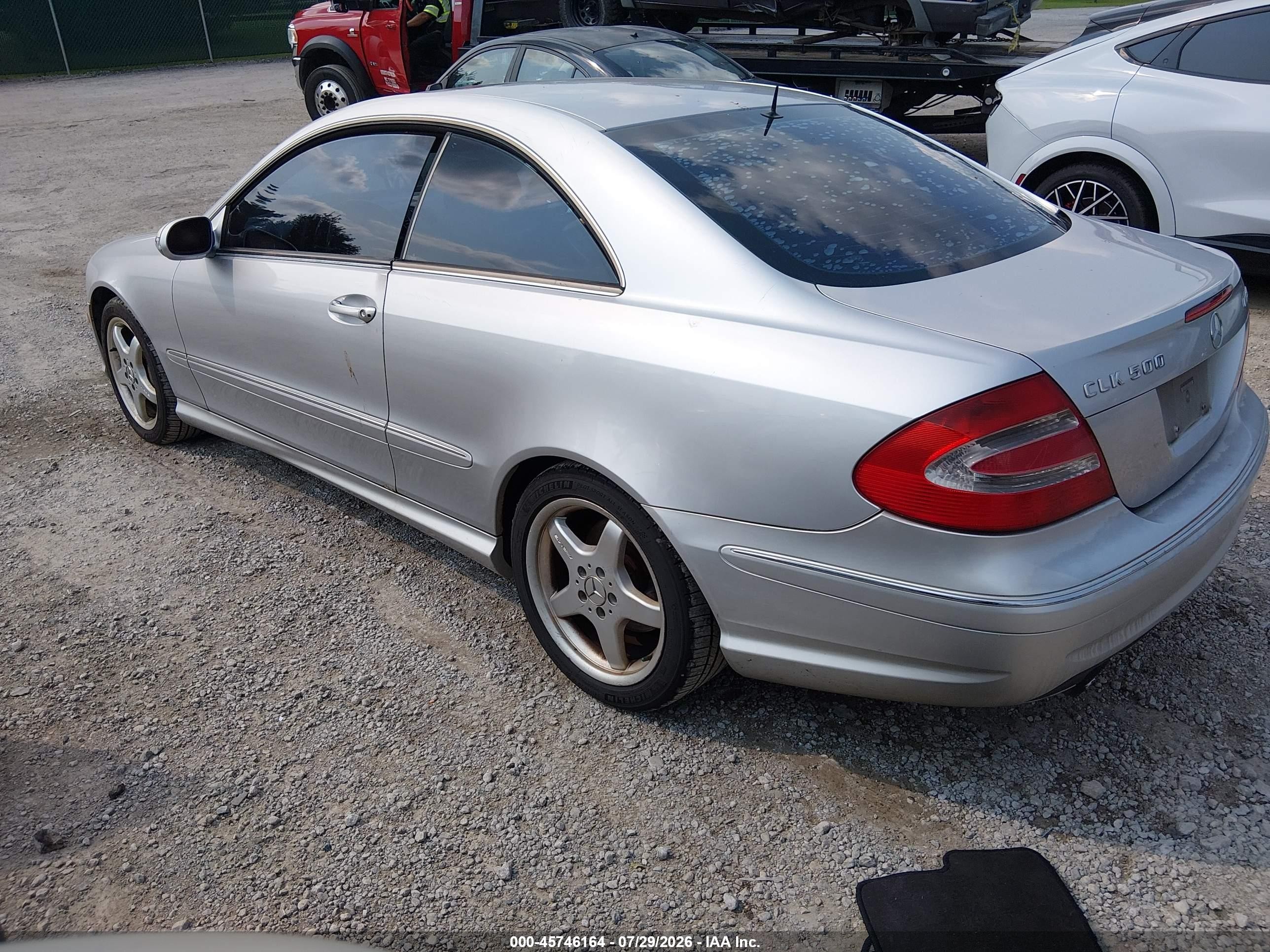2003 Mercedes-benz Clk 500   Серебряный vin: WDBTJ75J83F041898