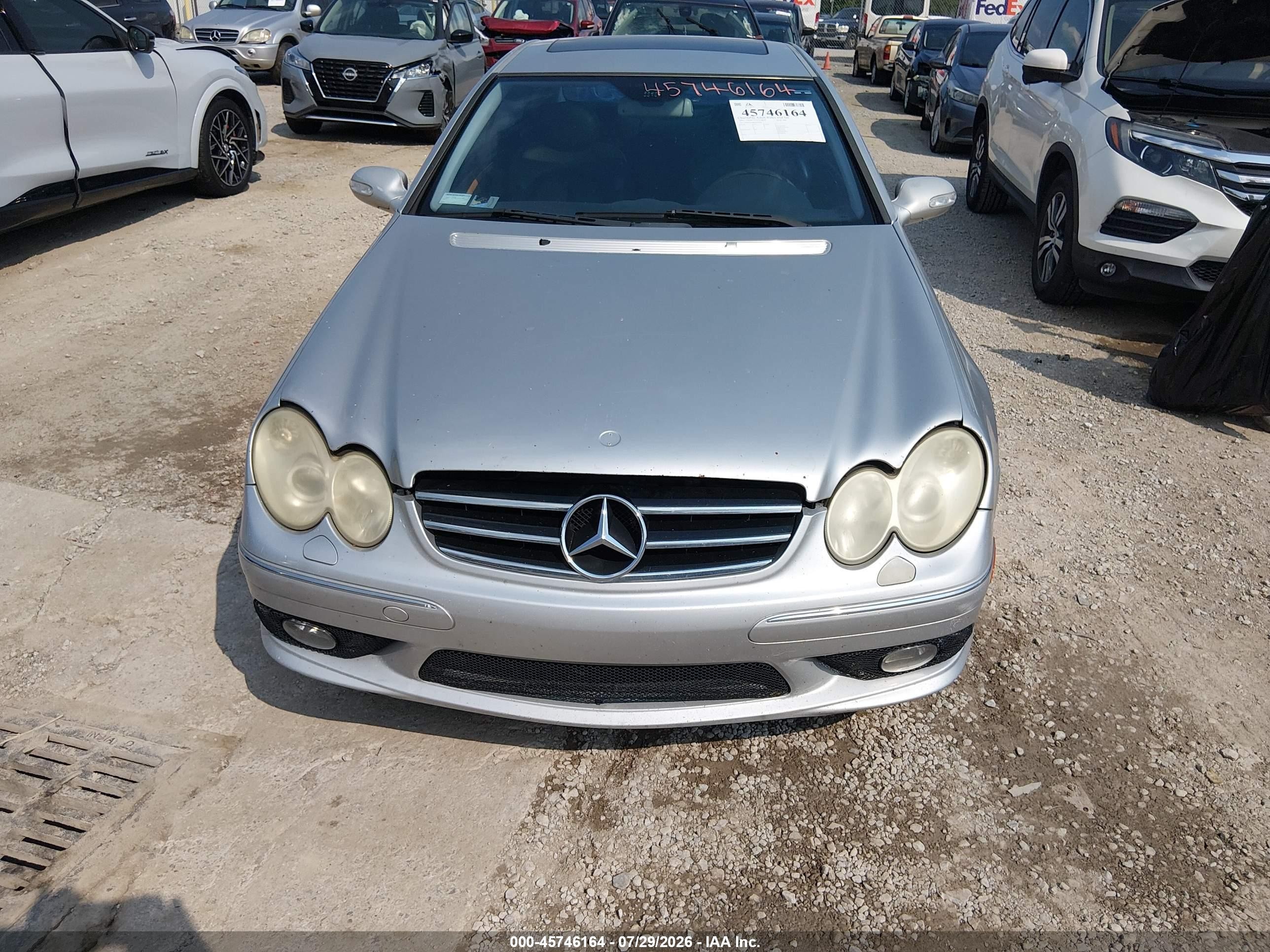 2003 Mercedes-benz Clk 500   Серебряный vin: WDBTJ75J83F041898