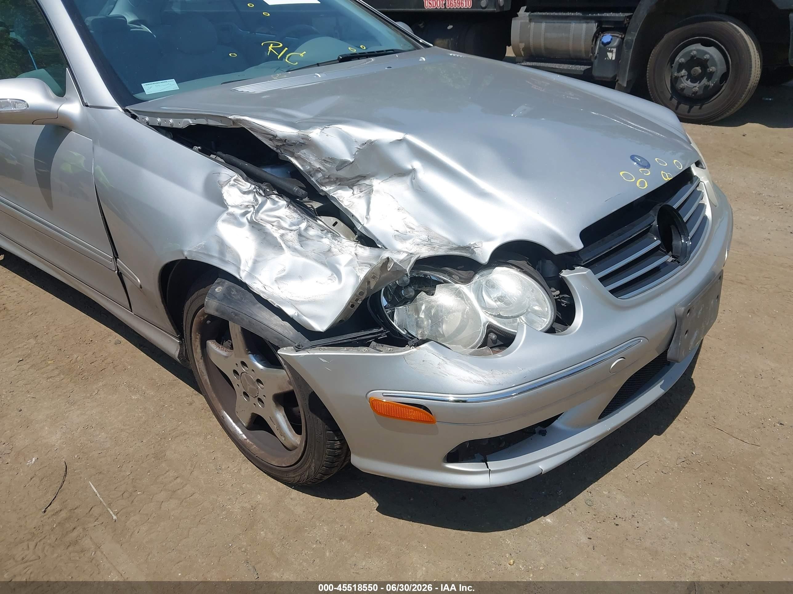 2003 Mercedes-benz Clk 500   Silver vin: WDBTJ75J83F053310