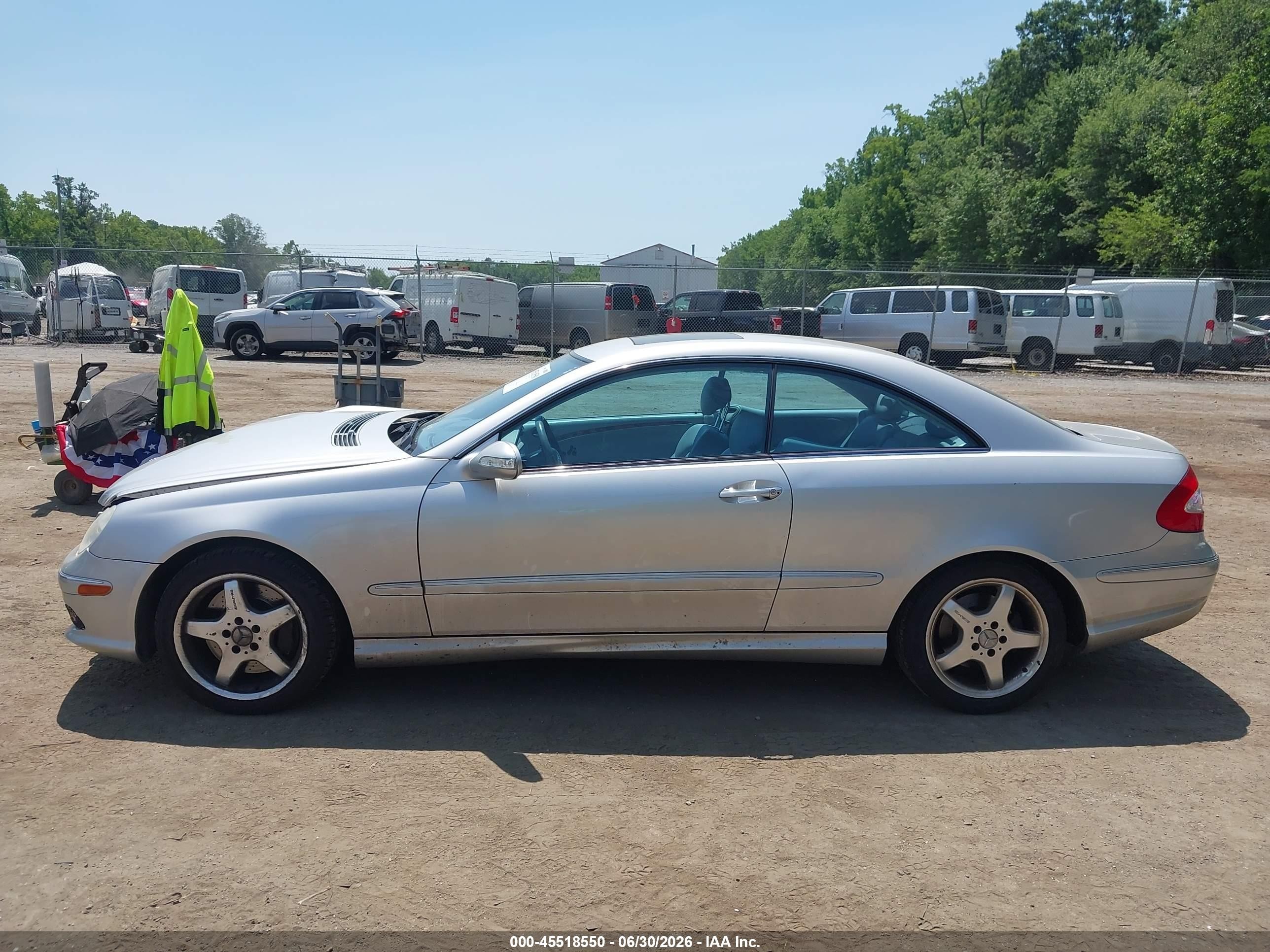 2003 Mercedes-benz Clk 500   Silver vin: WDBTJ75J83F053310