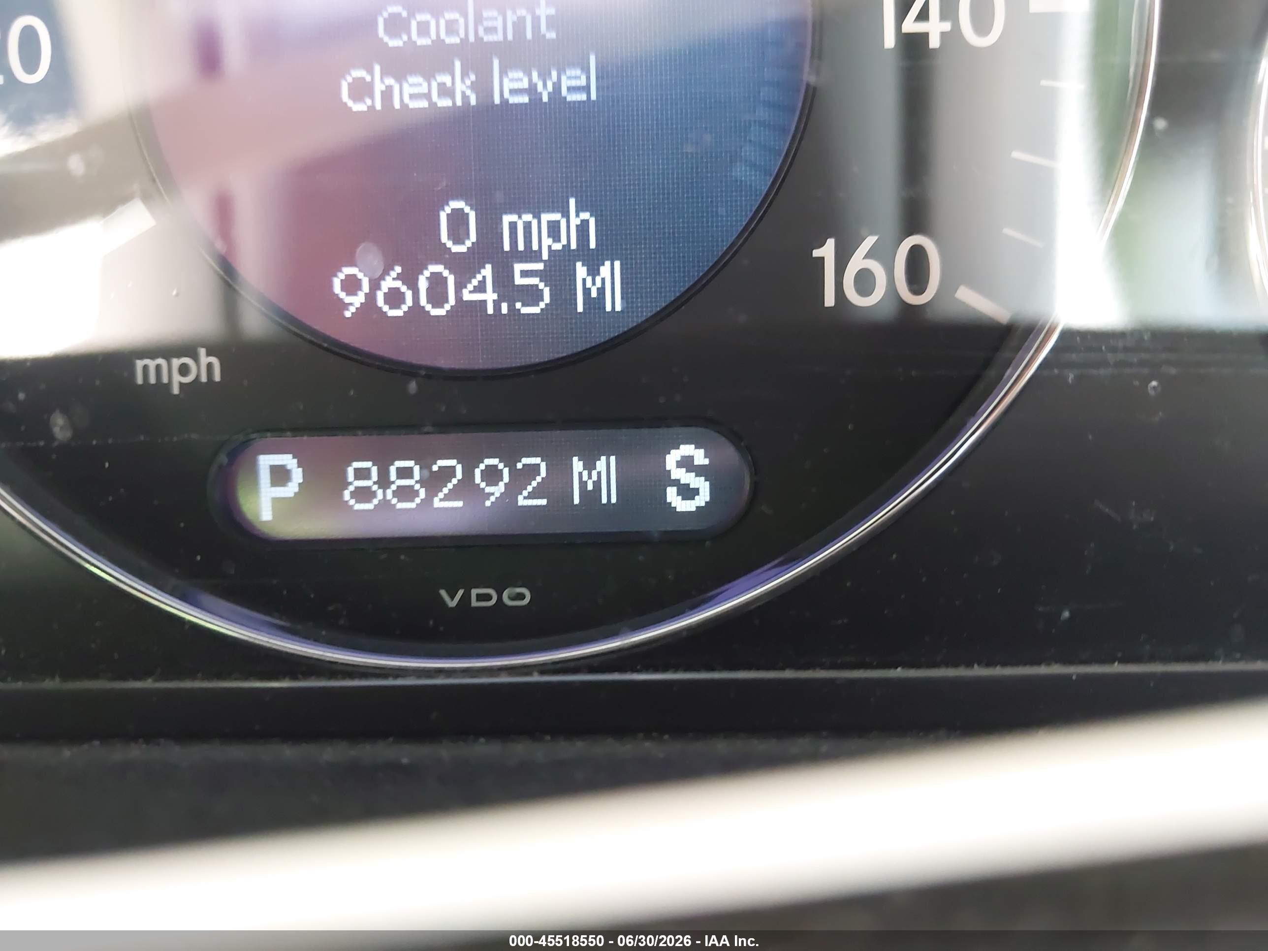 2003 Mercedes-benz Clk 500   Silver vin: WDBTJ75J83F053310