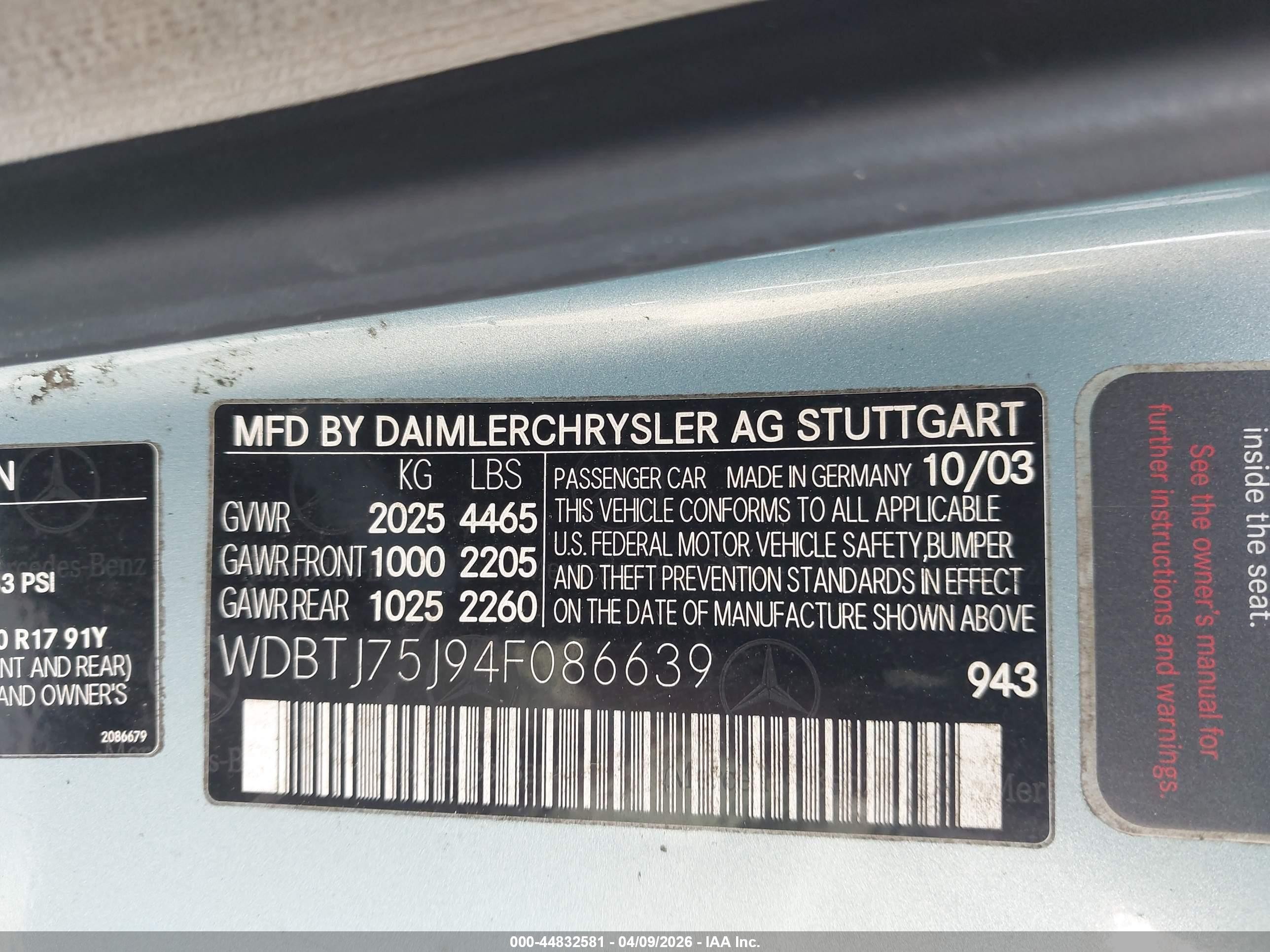 2004 Mercedes-benz Clk 500   Blue vin: WDBTJ75J94F086639